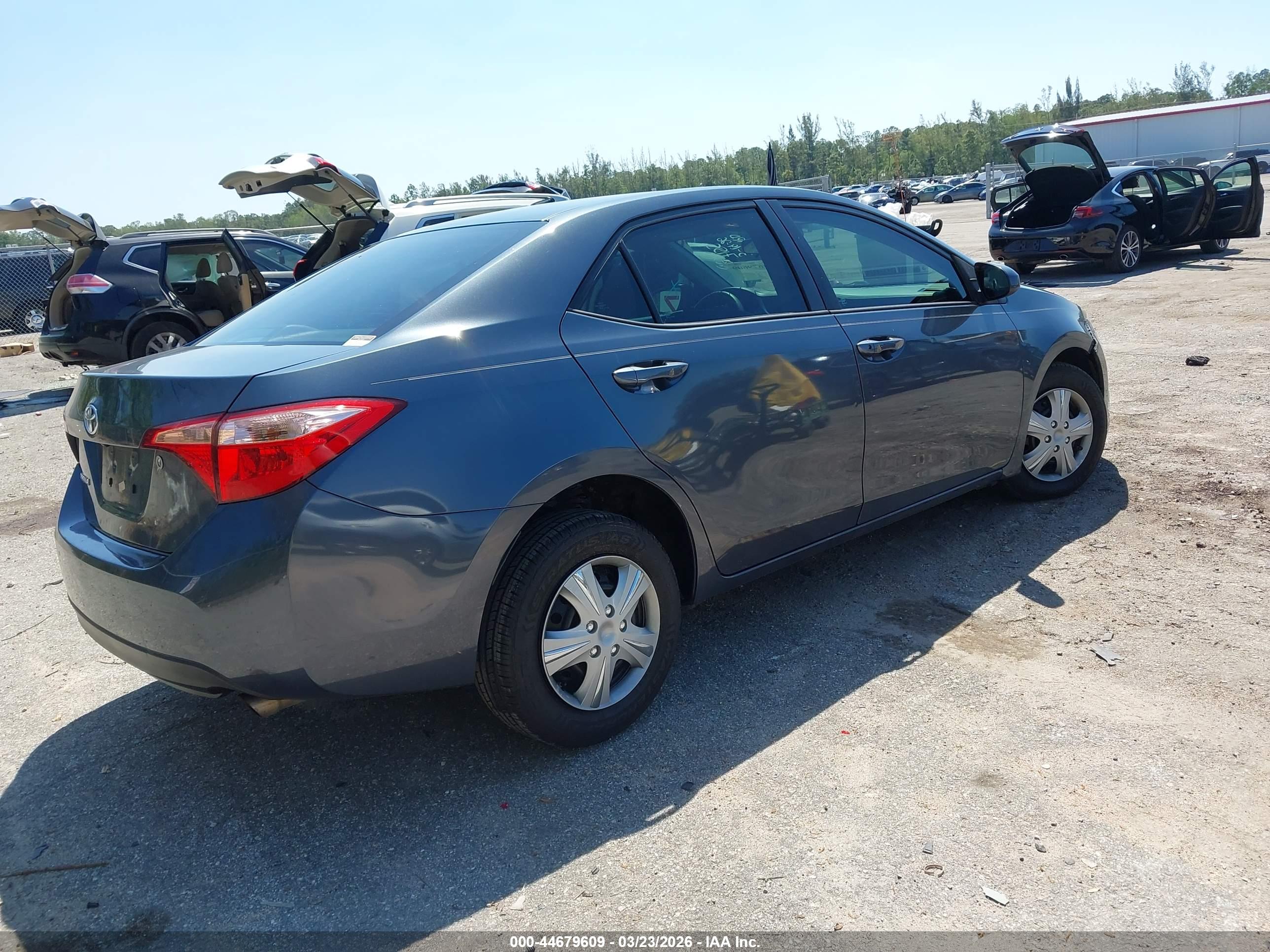 TOYOTA COROLLA image 4