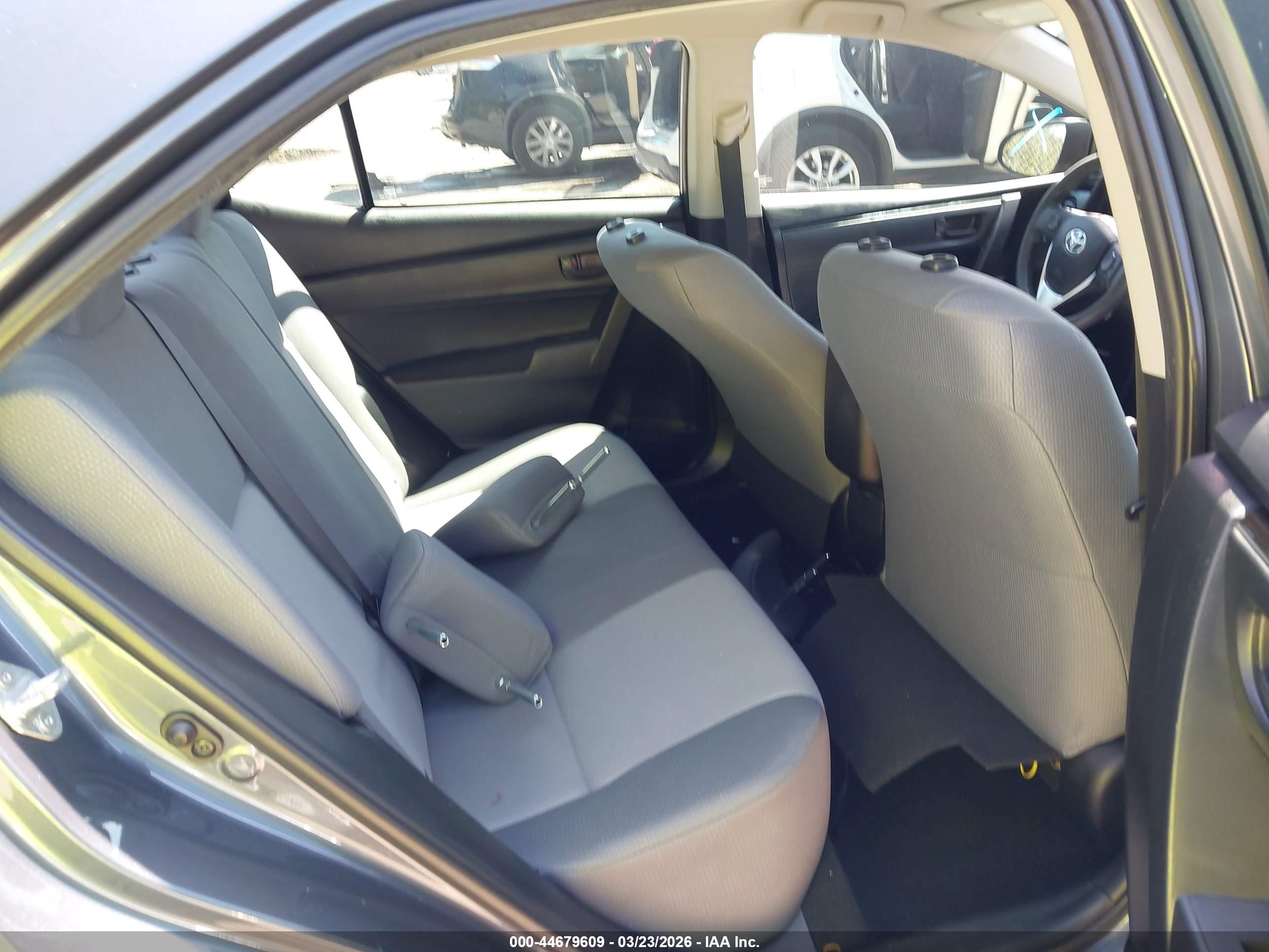 TOYOTA COROLLA image 8