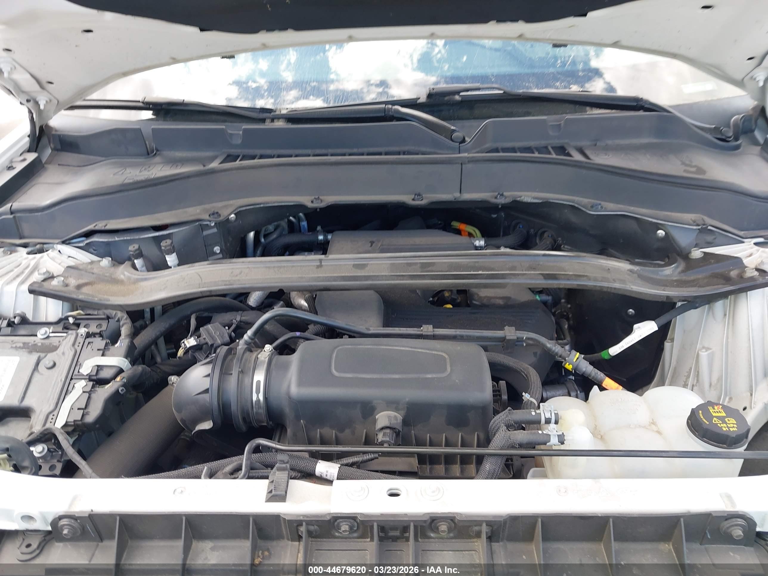 FORD EXPLORER image 10