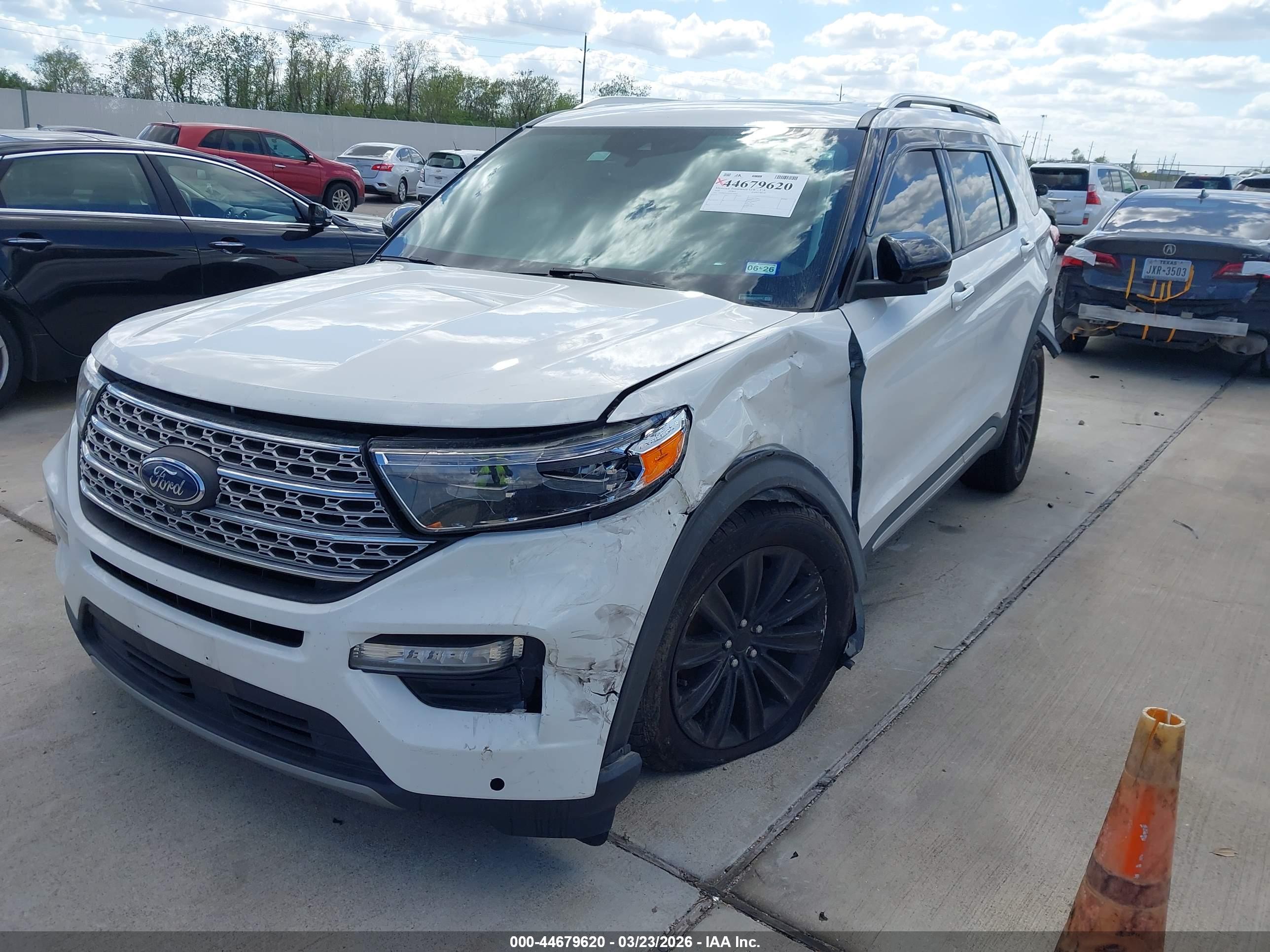 FORD EXPLORER image 6