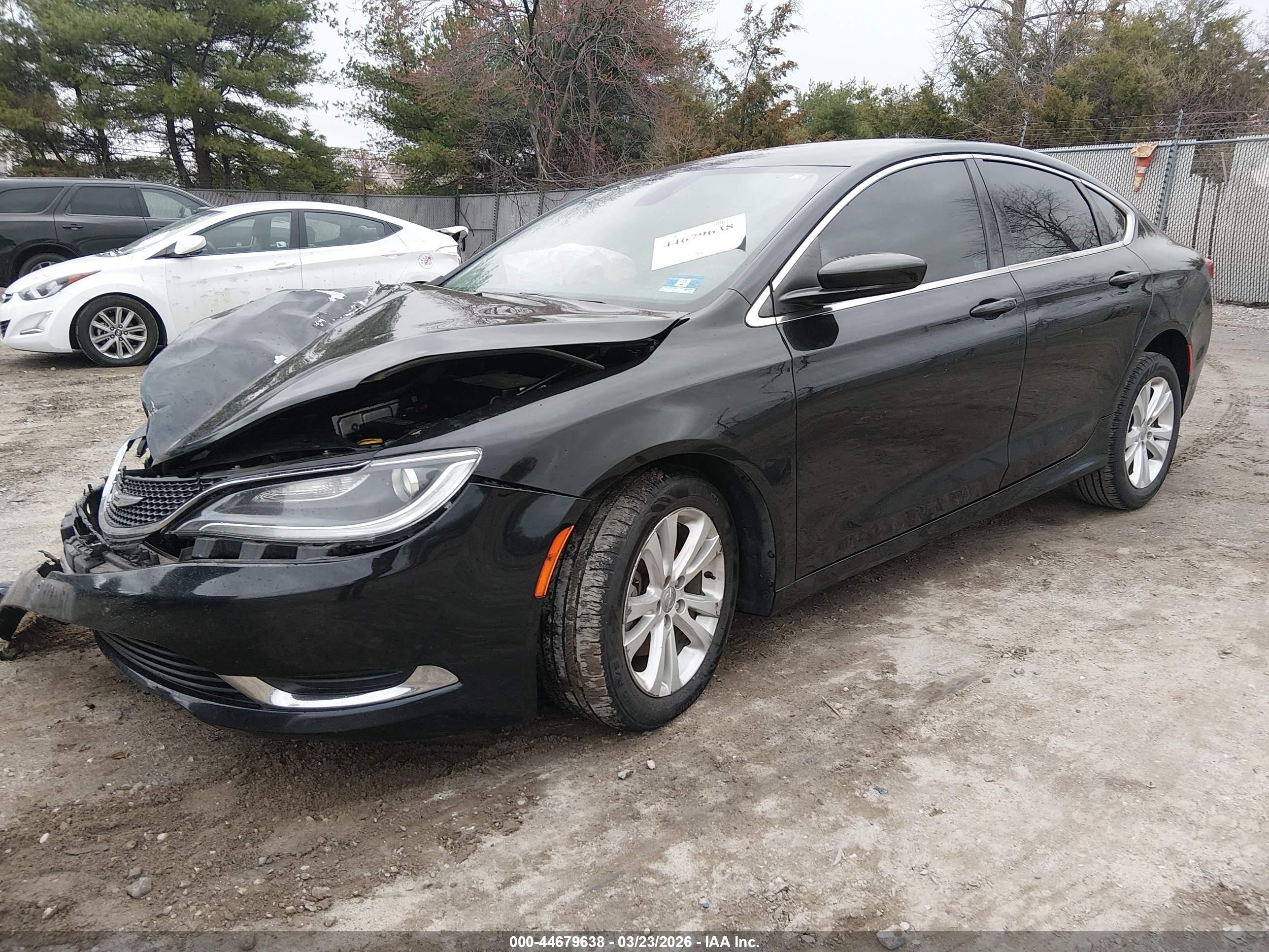 CHRYSLER 200 image 2