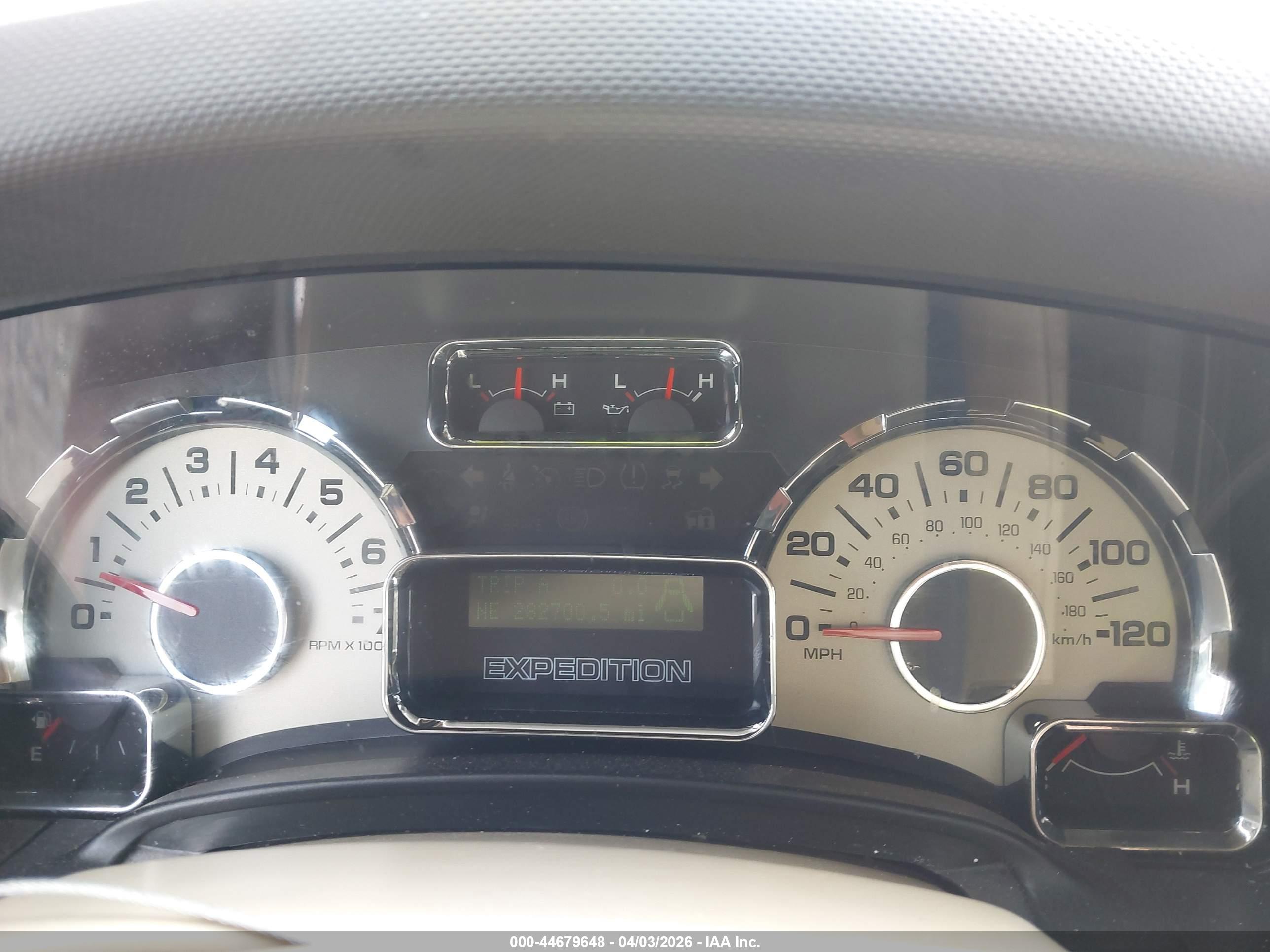 FORD EXPEDITION image 7
