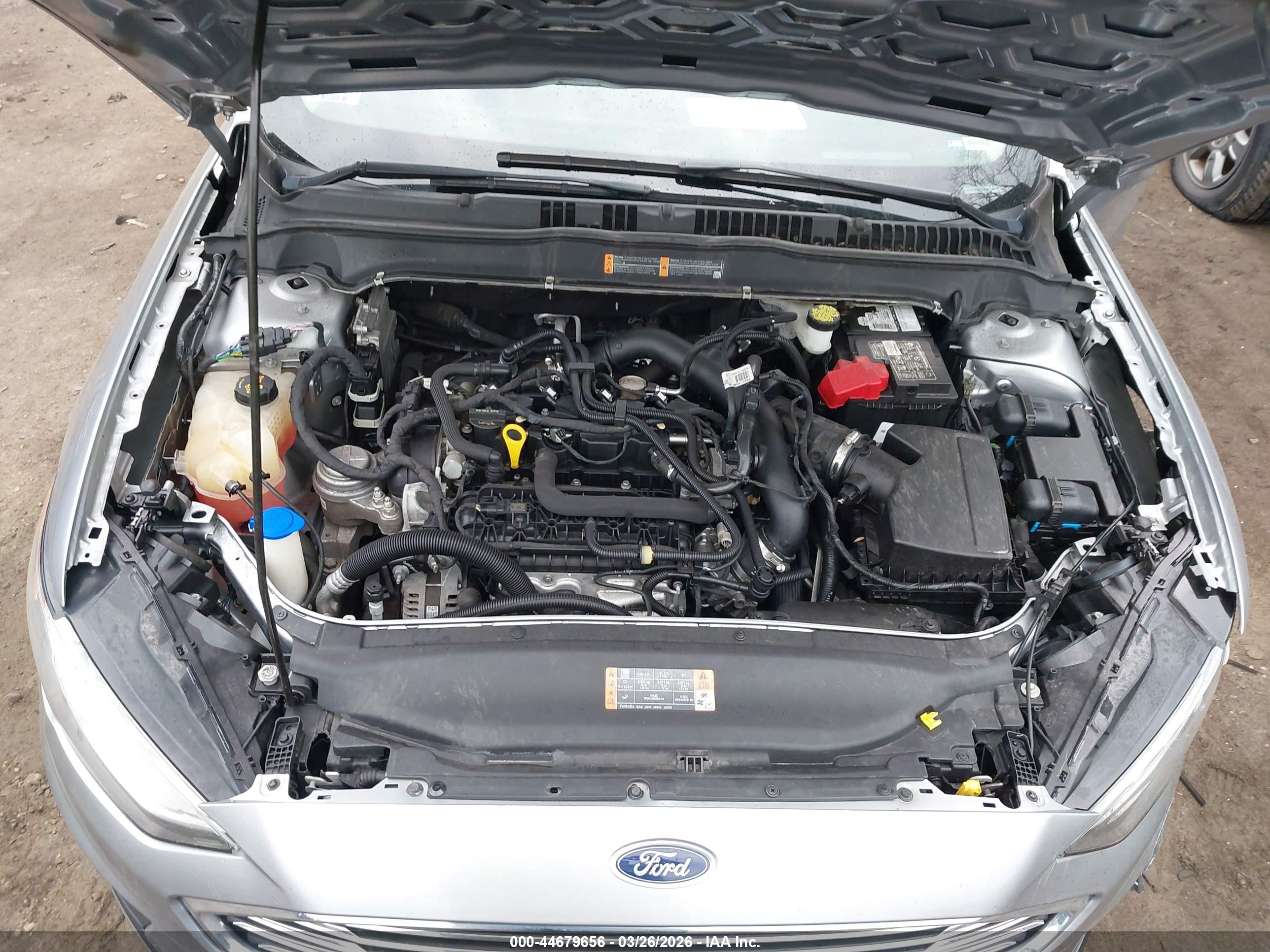 FORD FUSION image 10