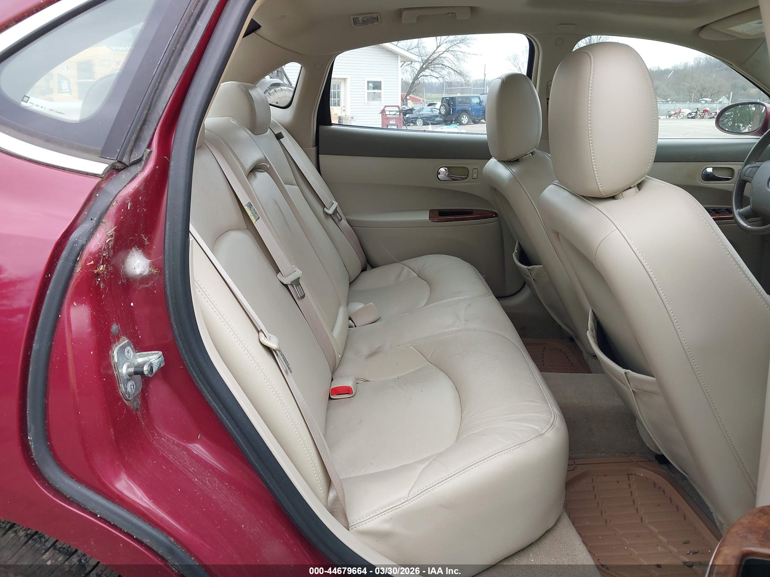 BUICK LACROSSE image 8