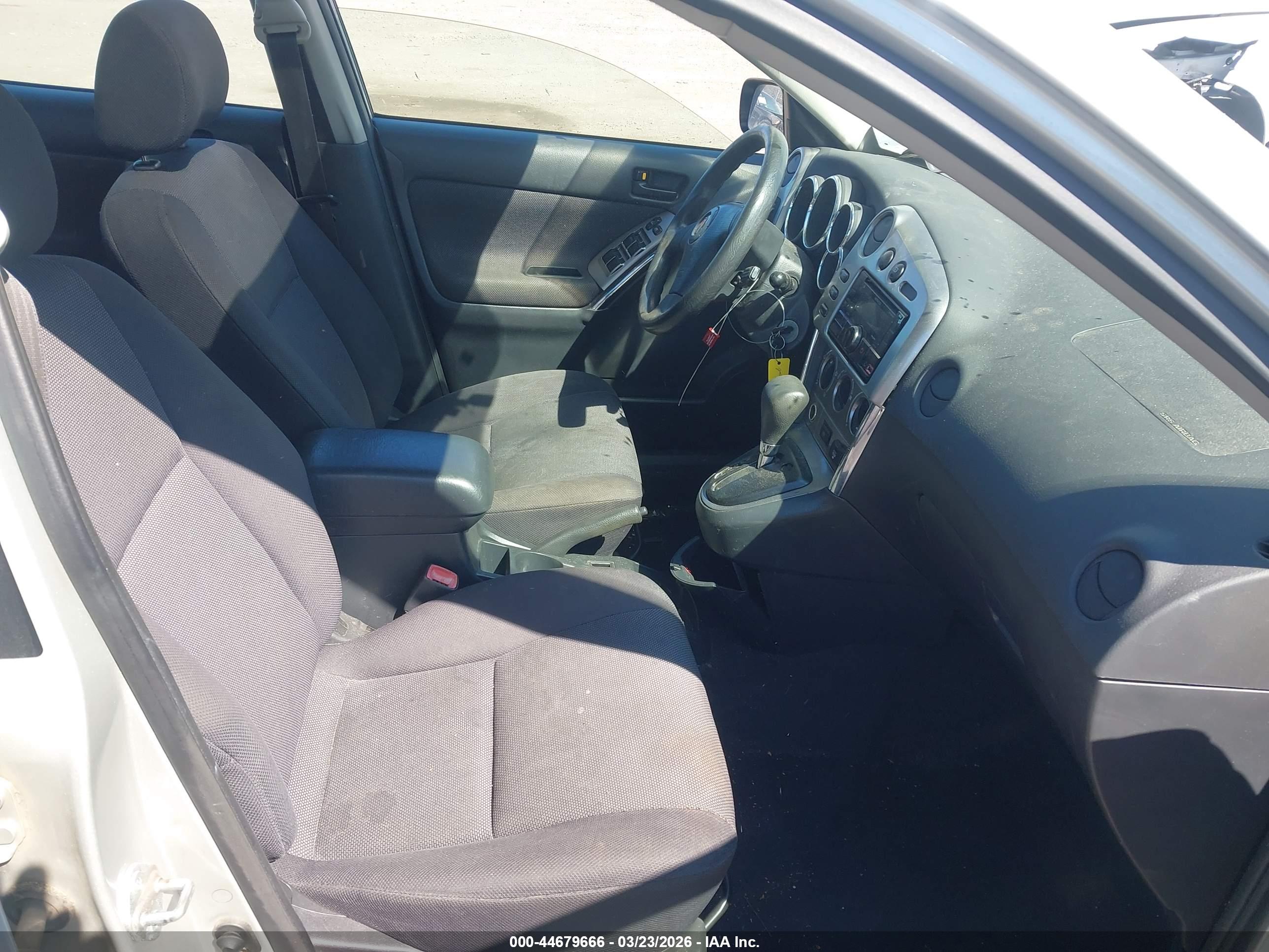 PONTIAC VIBE image 5