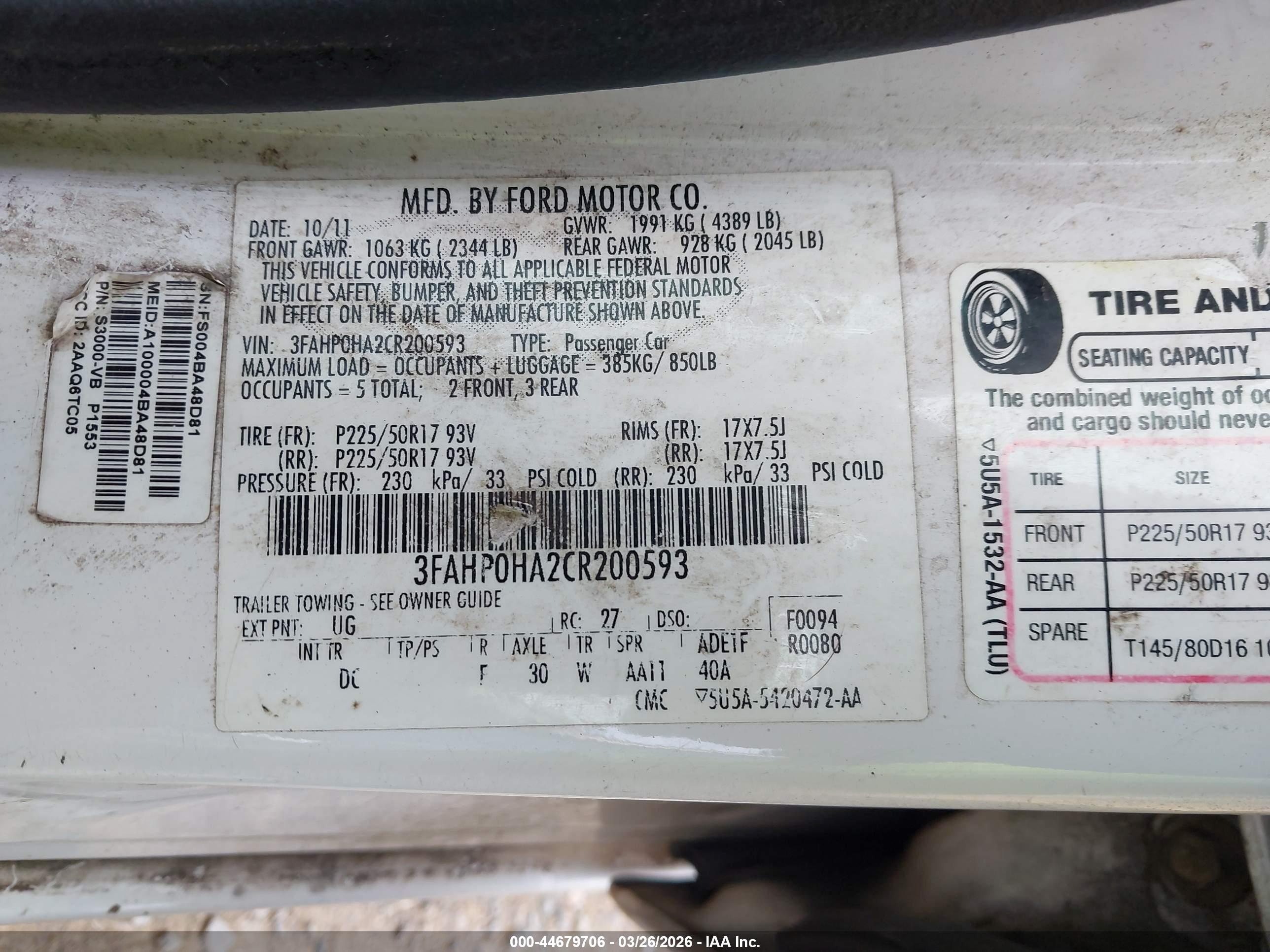 FORD FUSION image 9