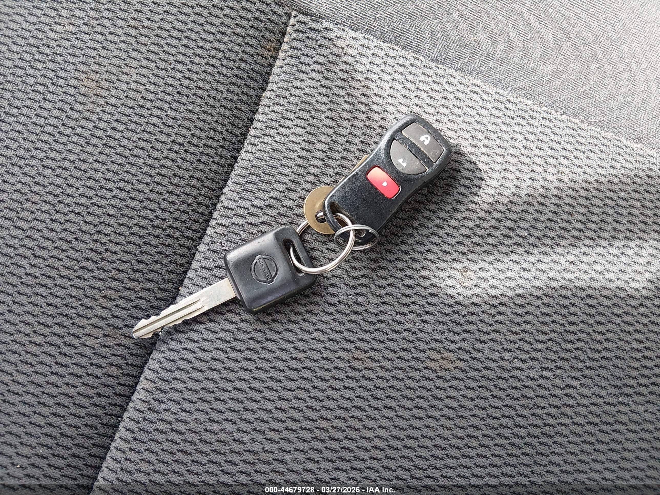 NISSAN FRONTIER image 11