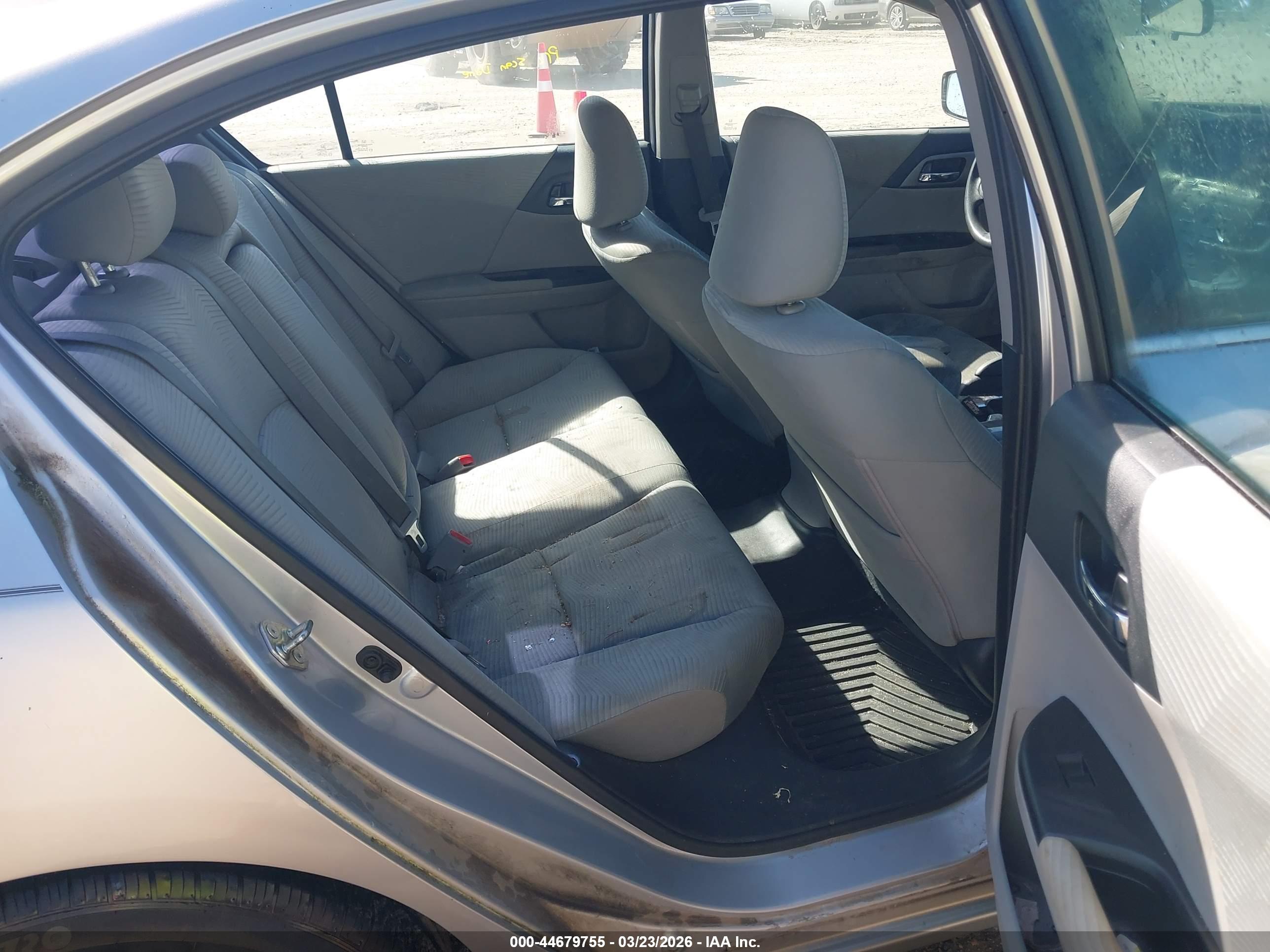 HONDA ACCORD image 8