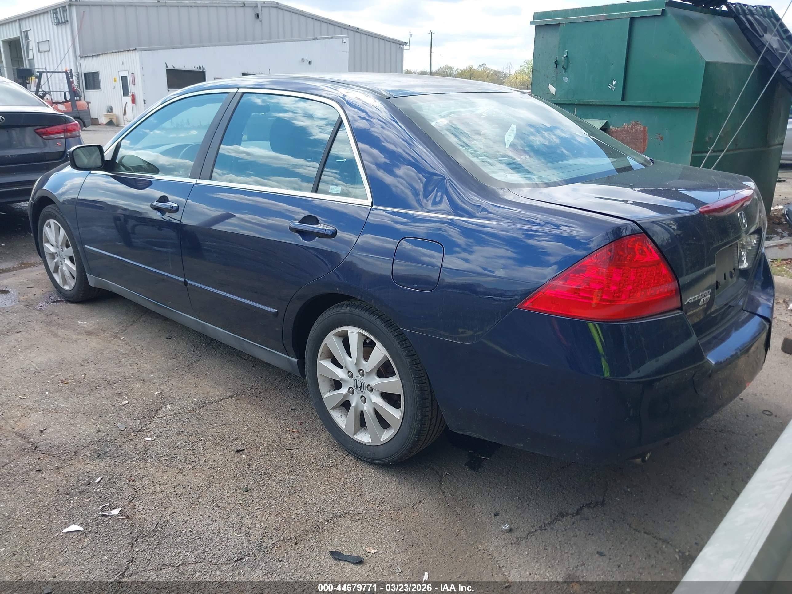 HONDA ACCORD image 3