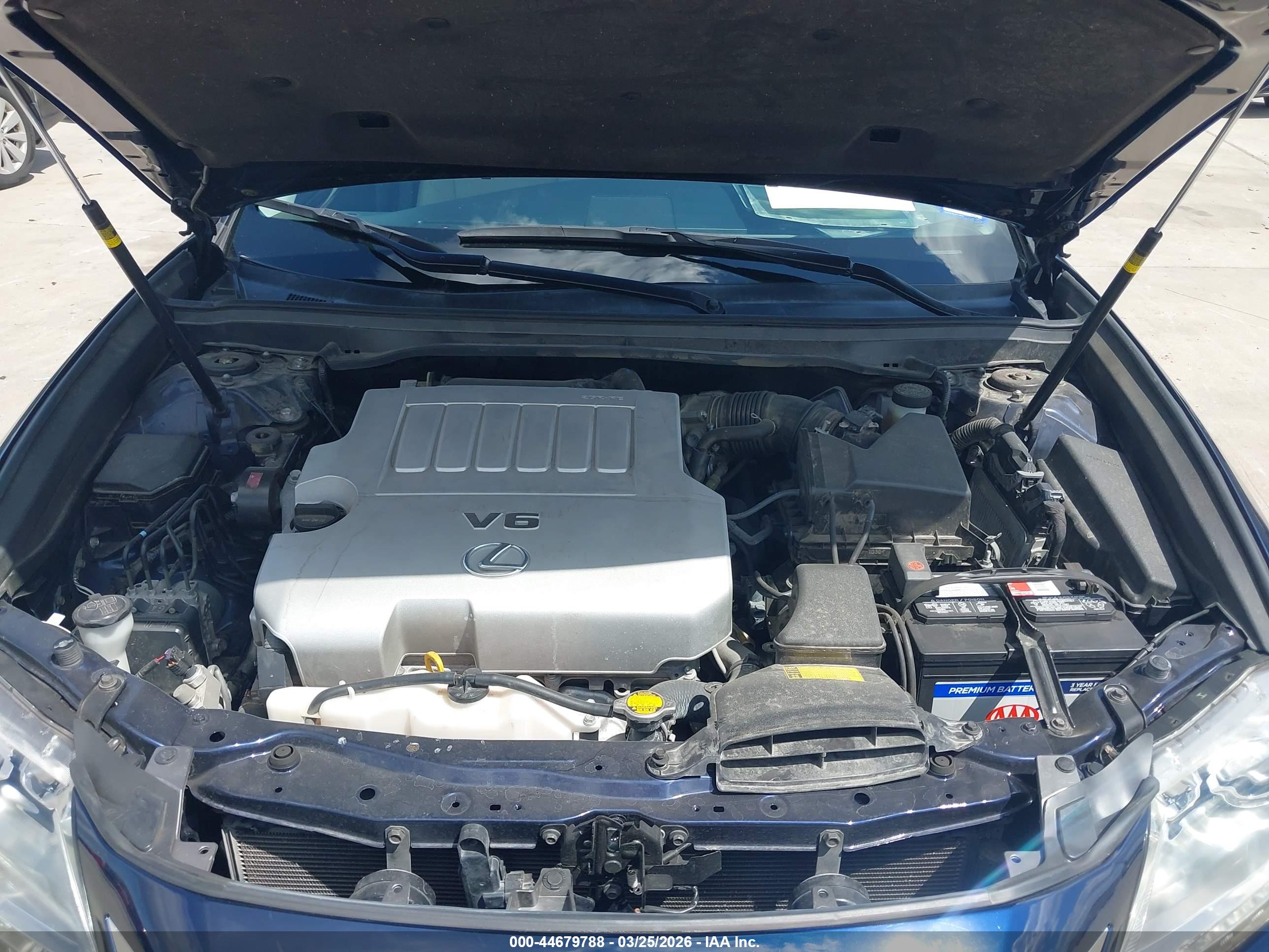 LEXUS ES image 10
