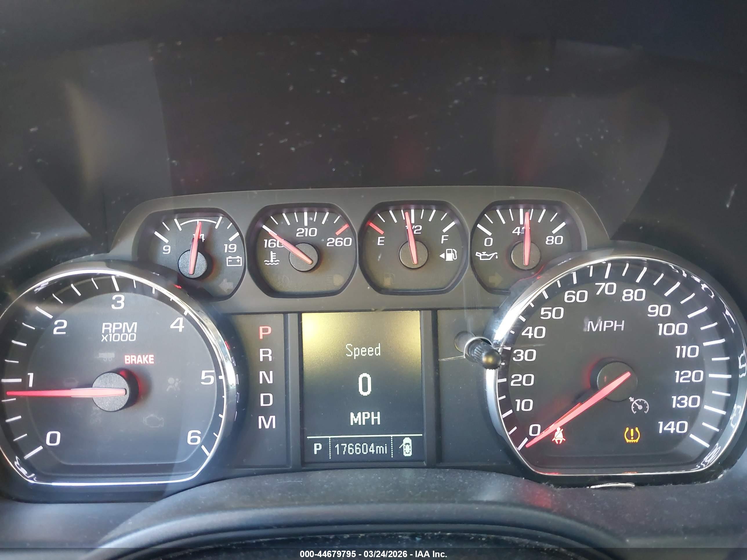 CHEVROLET SILVERADO image 7