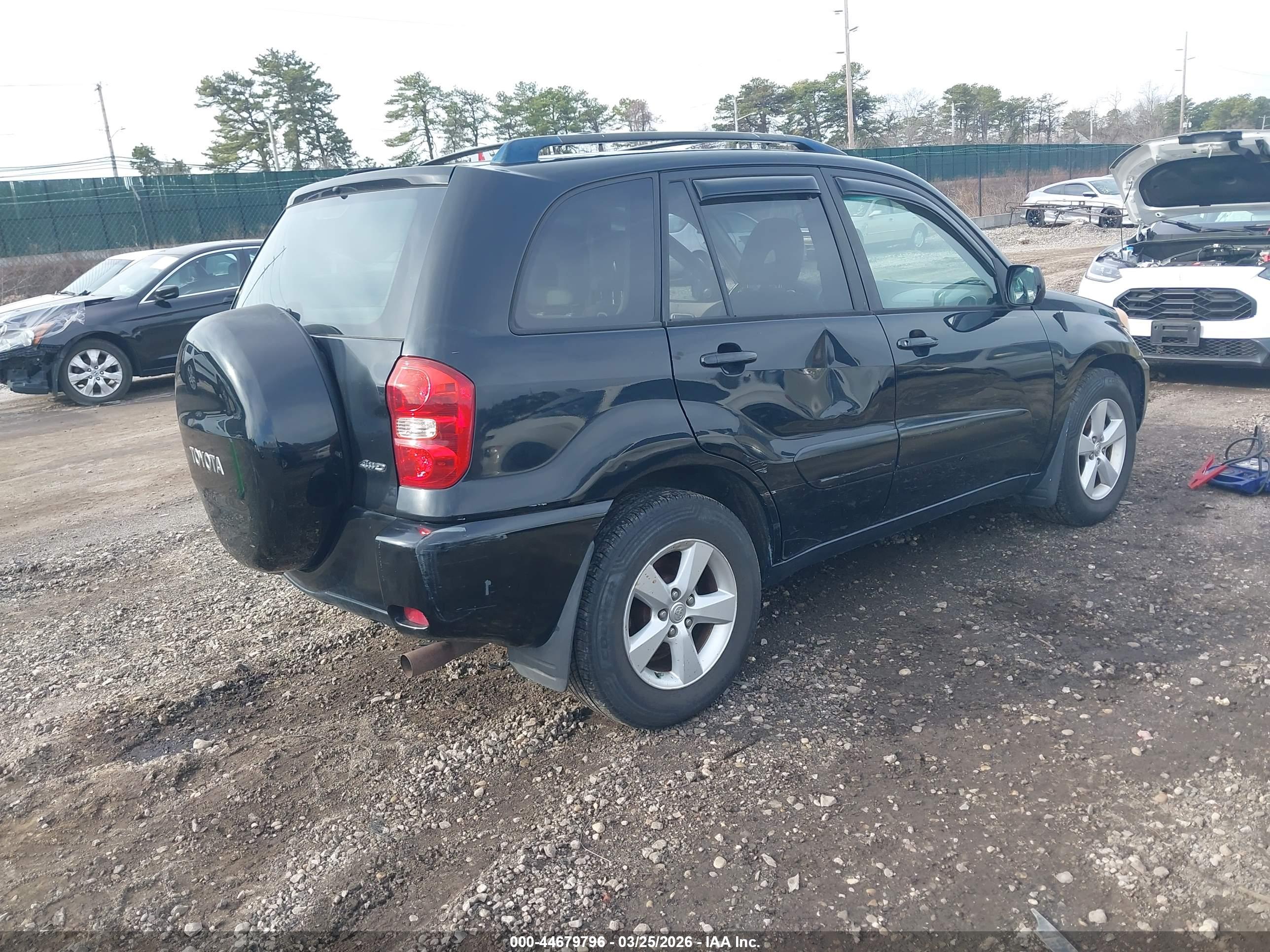 TOYOTA RAV4 image 4