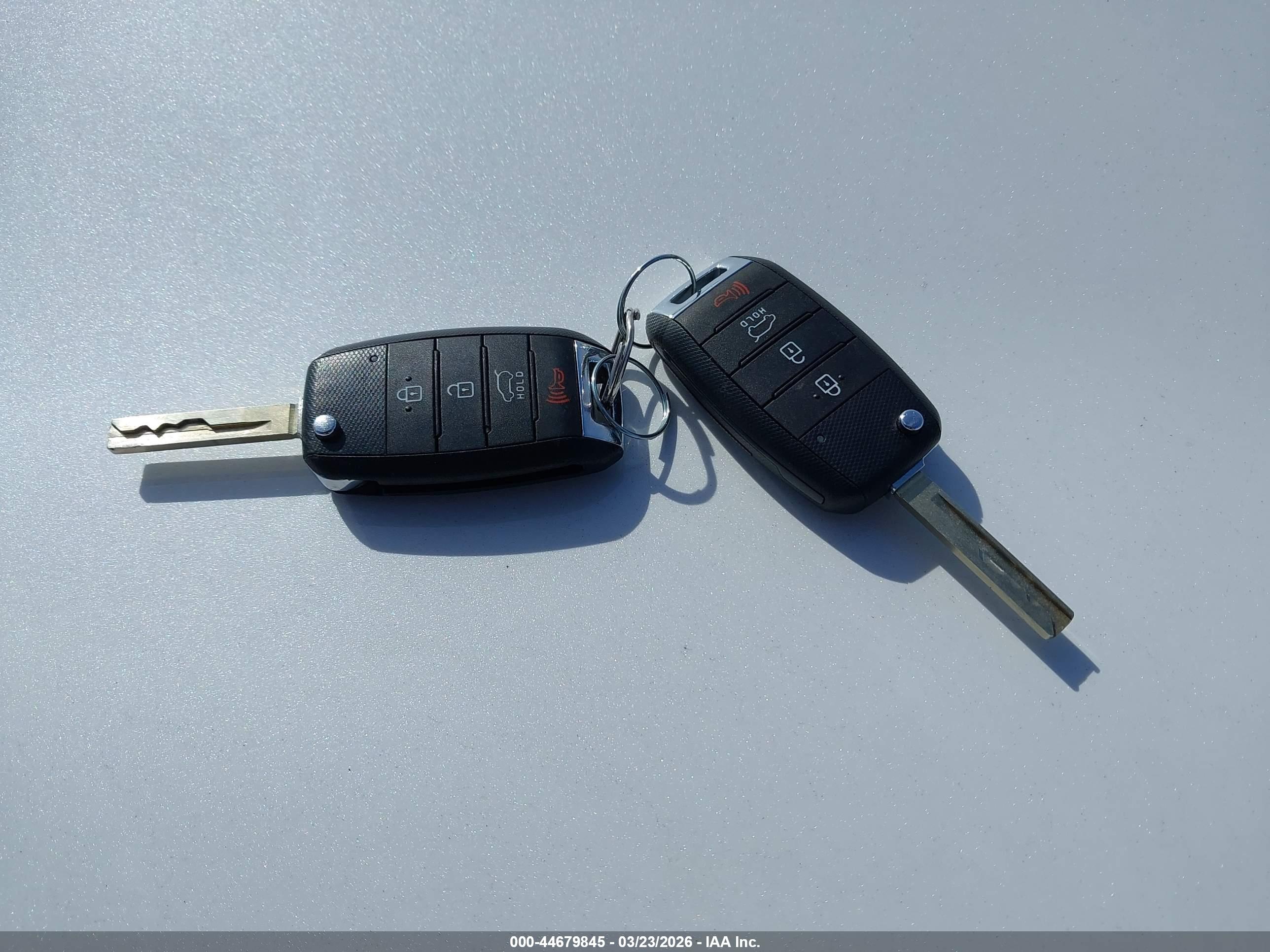 KIA SORENTO image 11