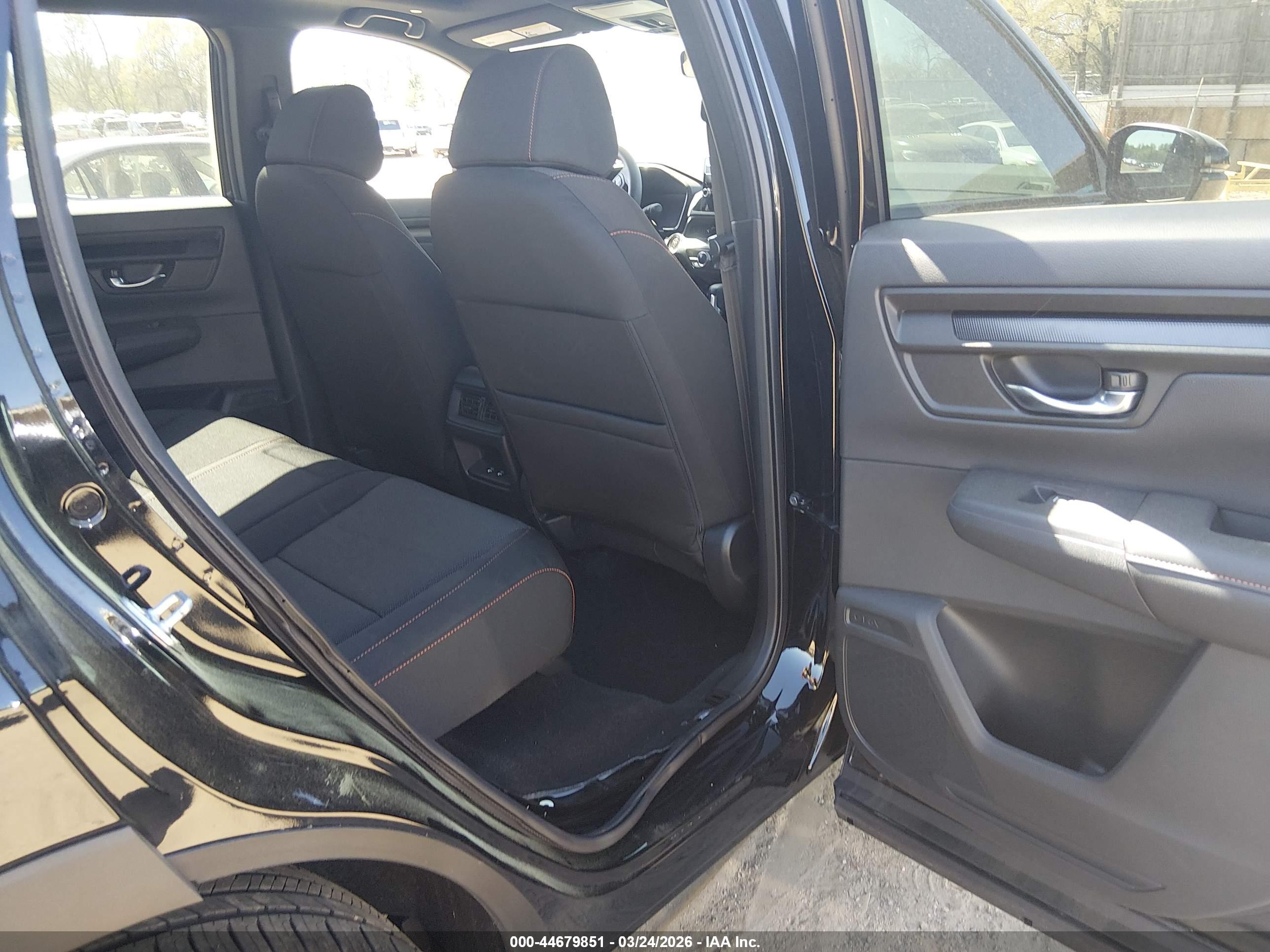 HONDA CR-V image 8
