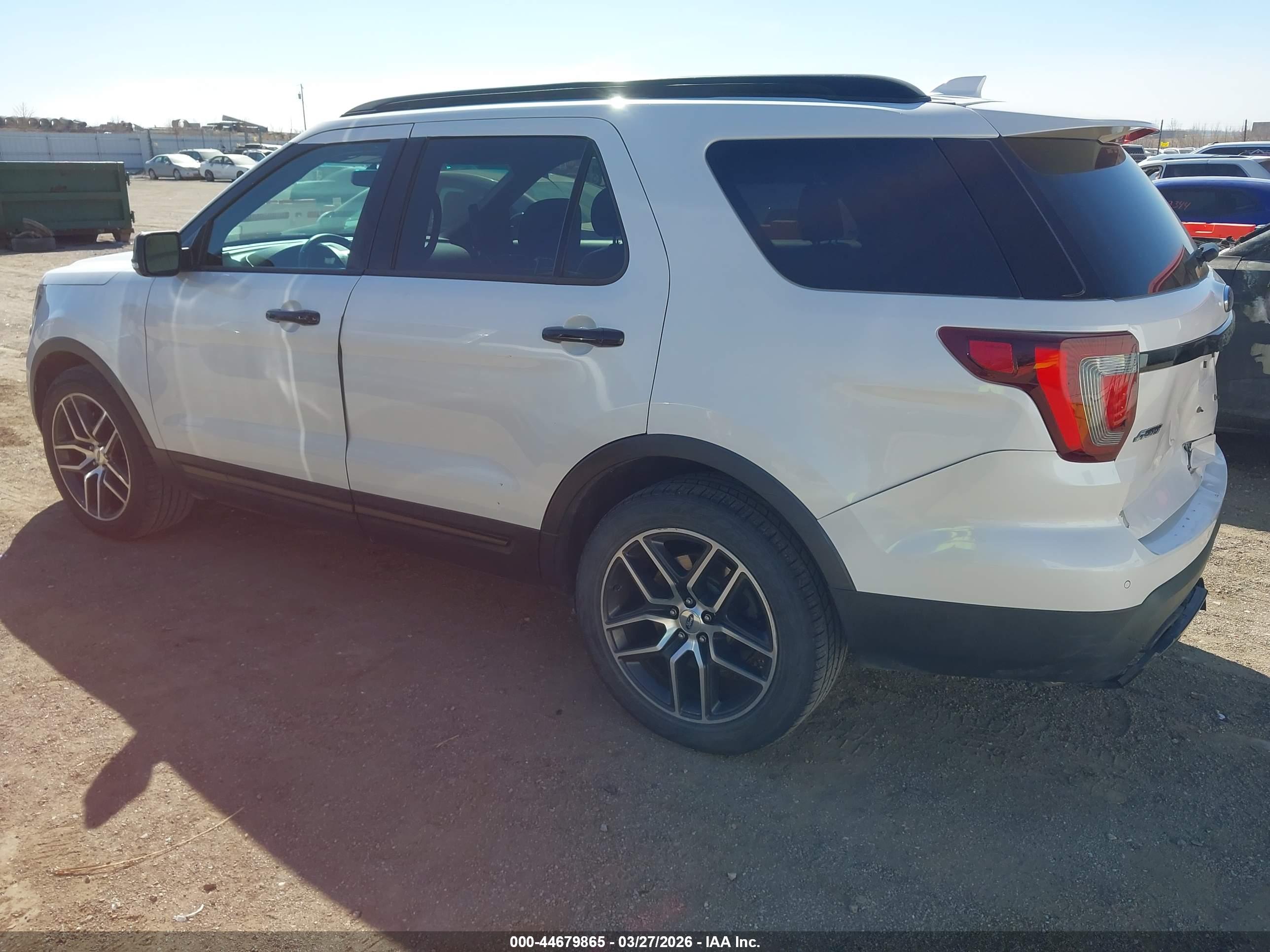 FORD EXPLORER image 3