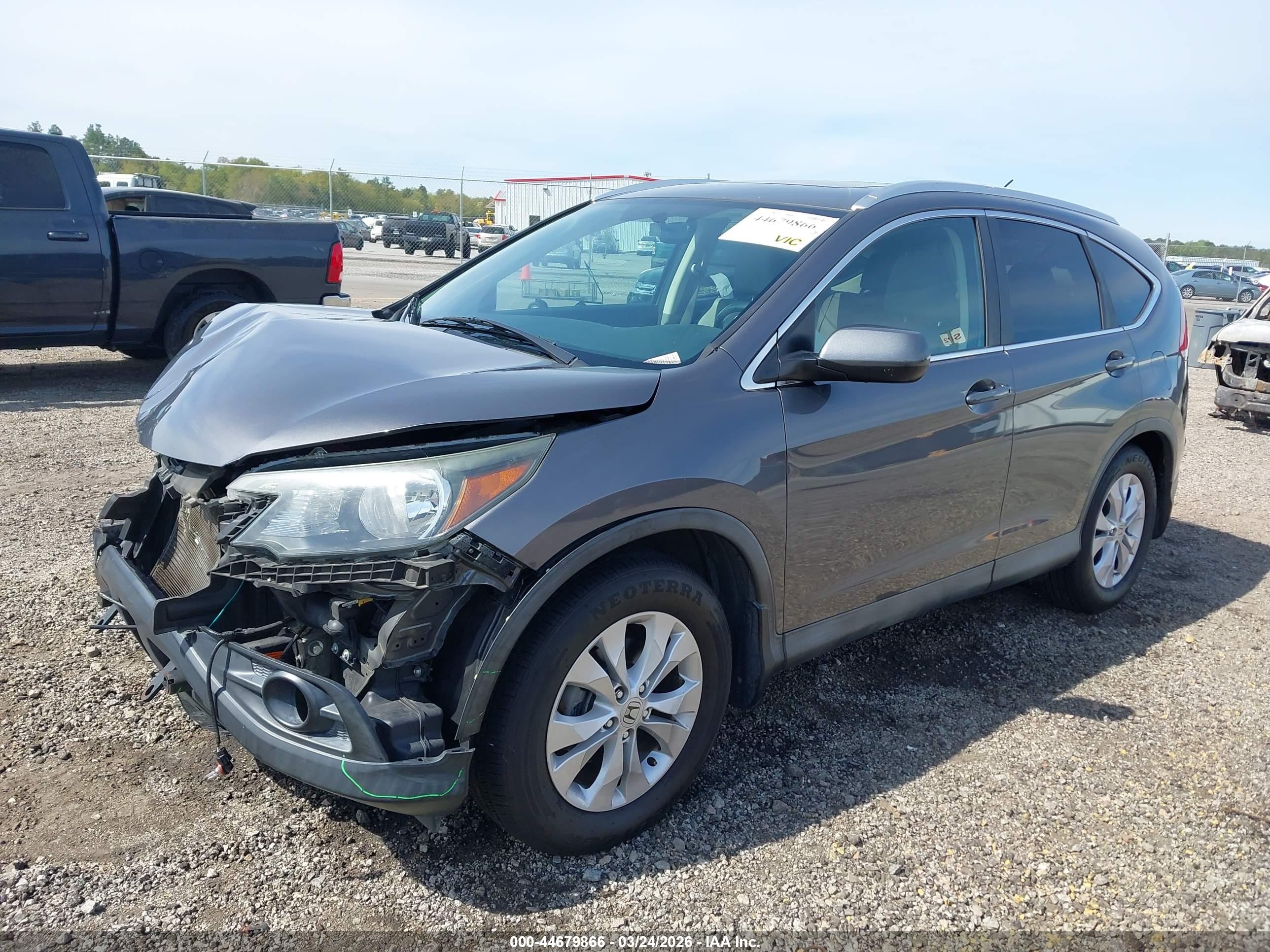 HONDA CR-V image 2