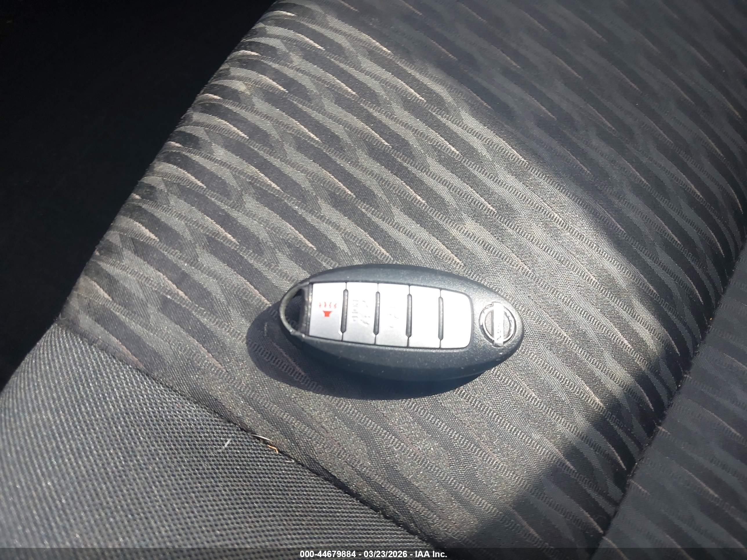 NISSAN ROGUE image 11