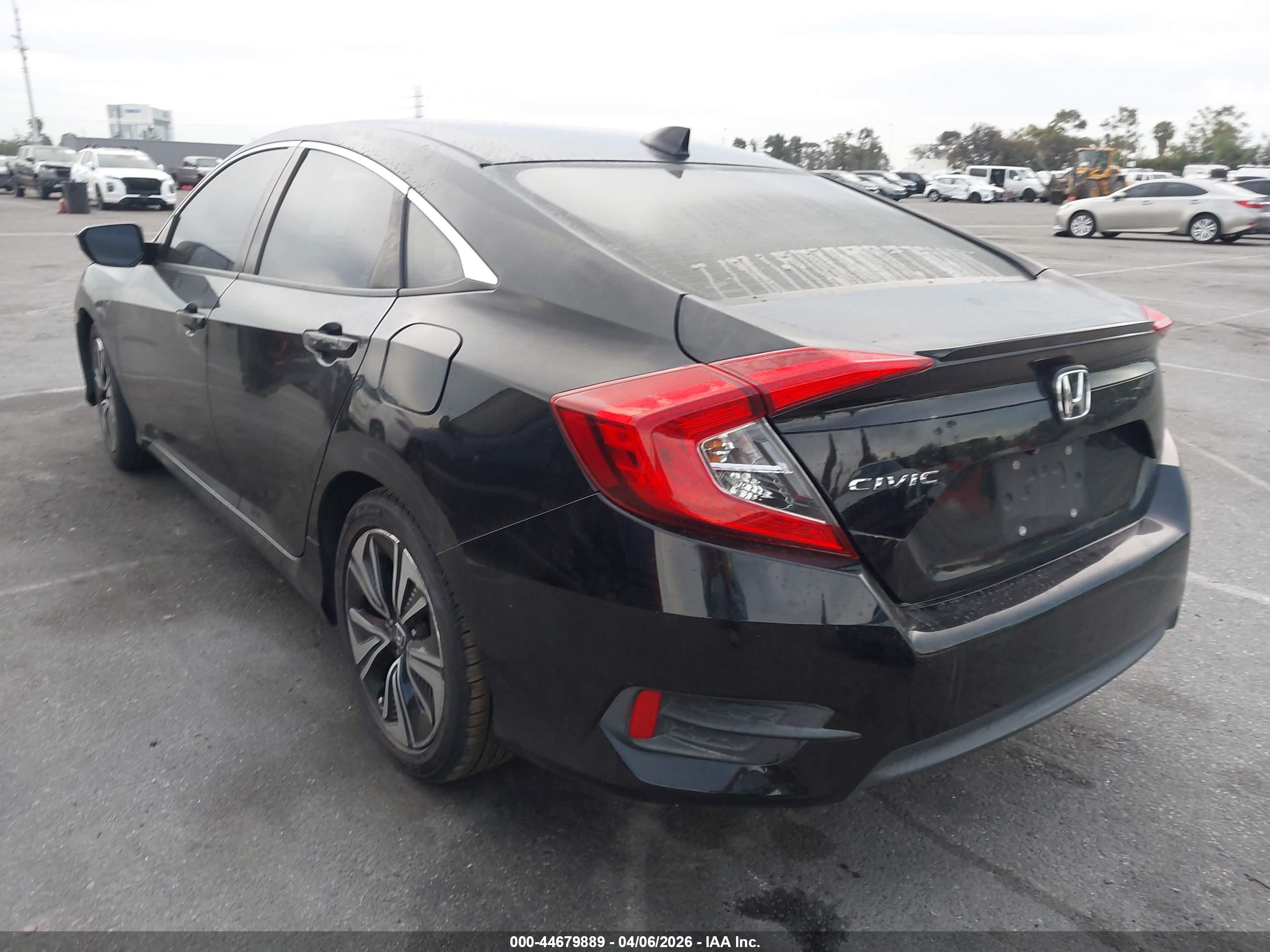 HONDA CIVIC image 3