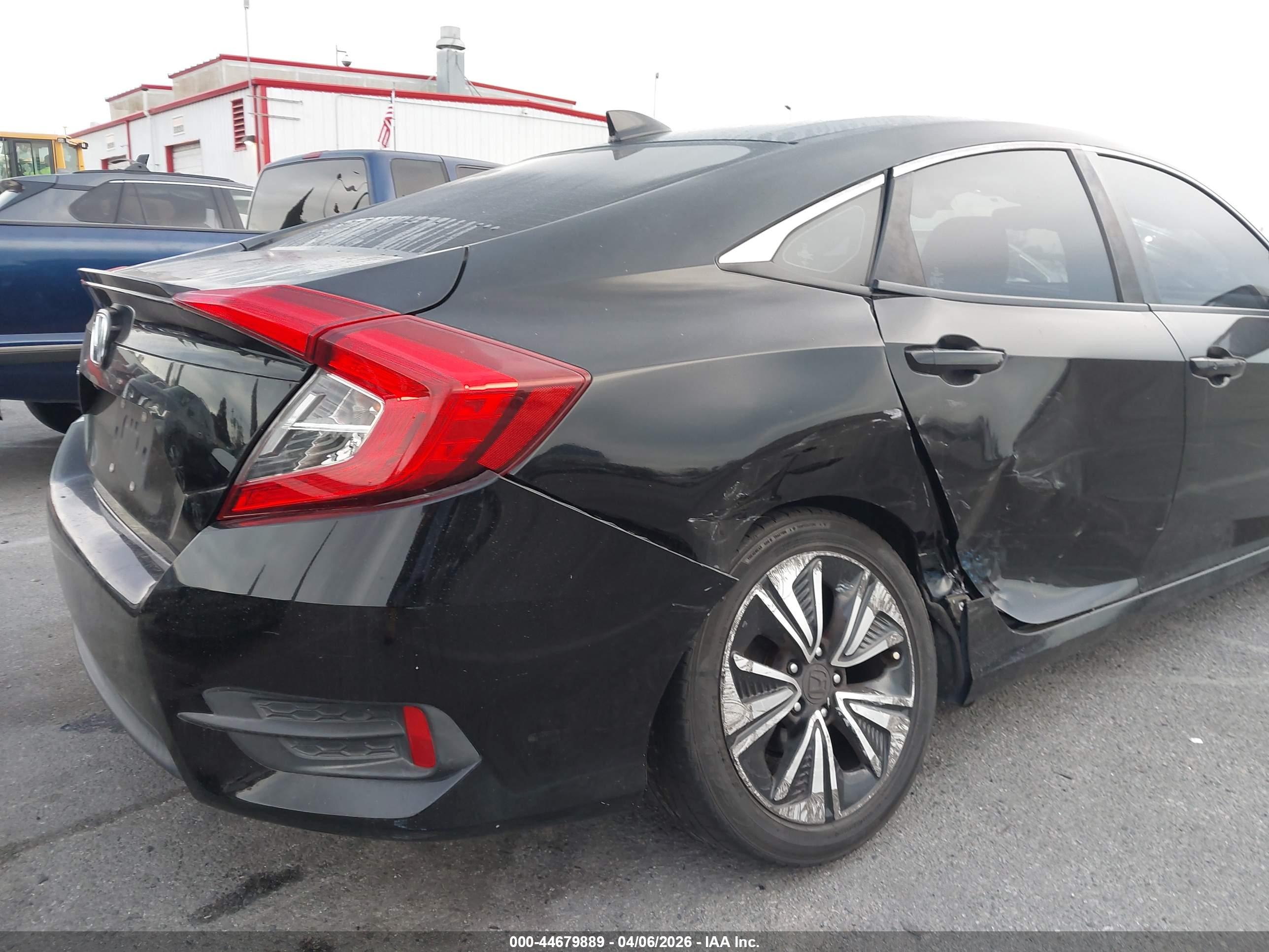 HONDA CIVIC image 6