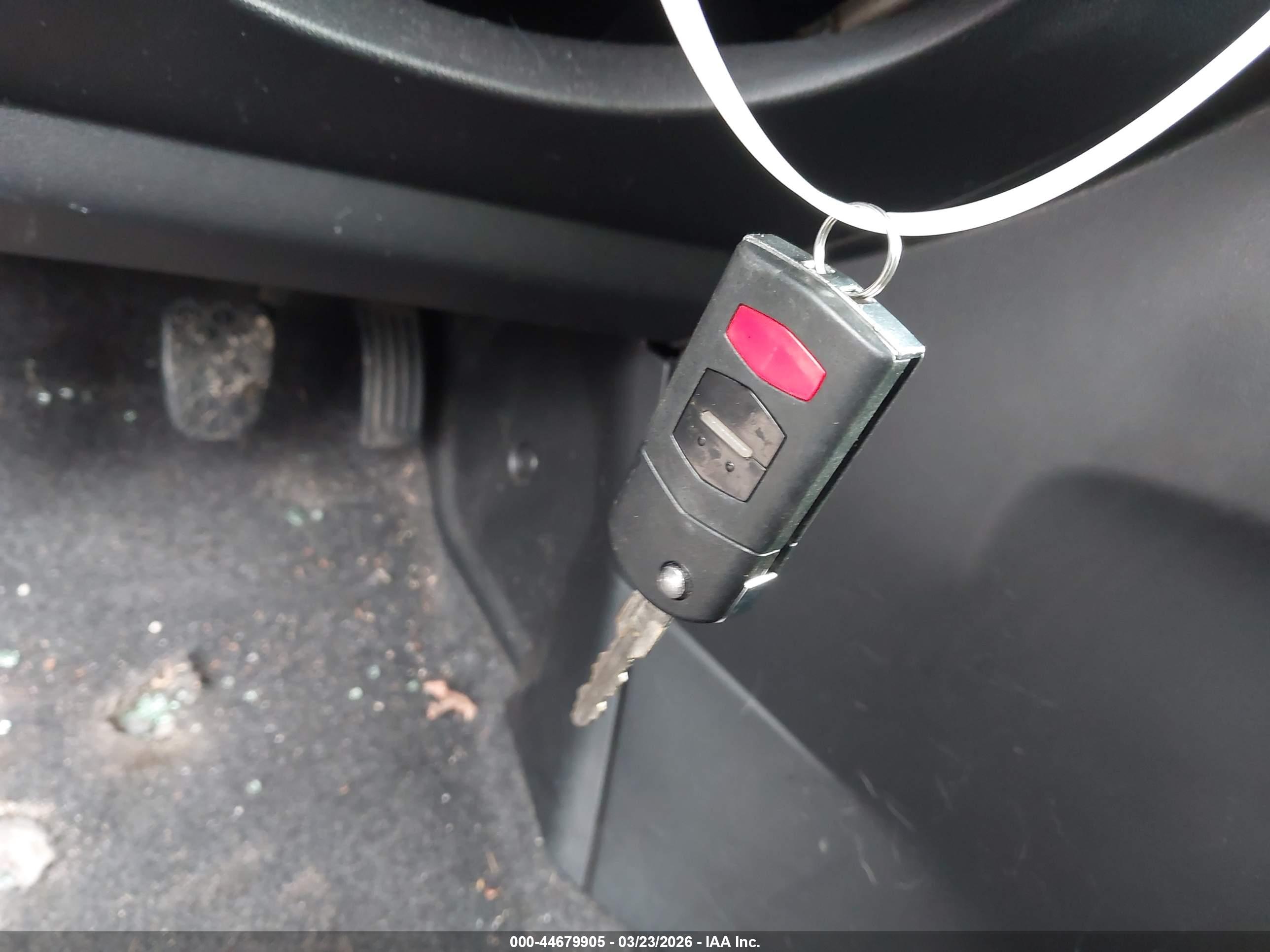 MAZDA MAZDA5 image 11