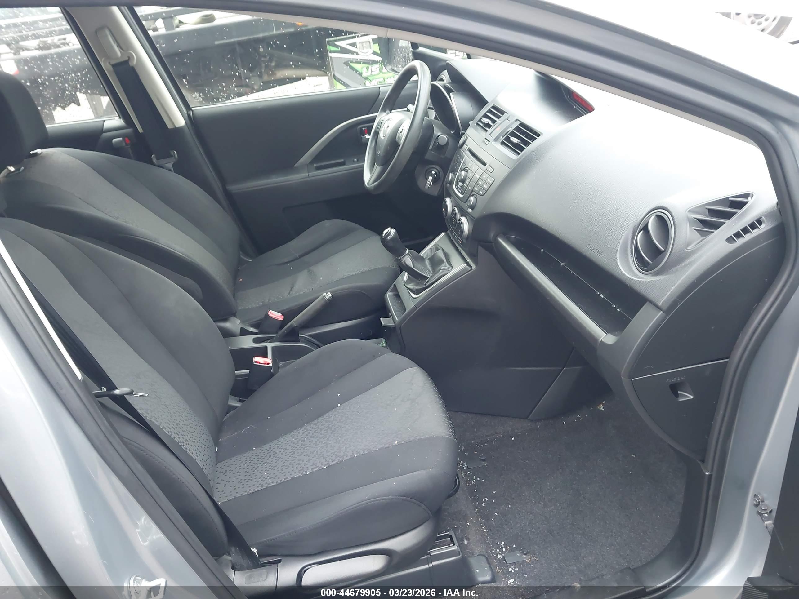 MAZDA MAZDA5 image 5