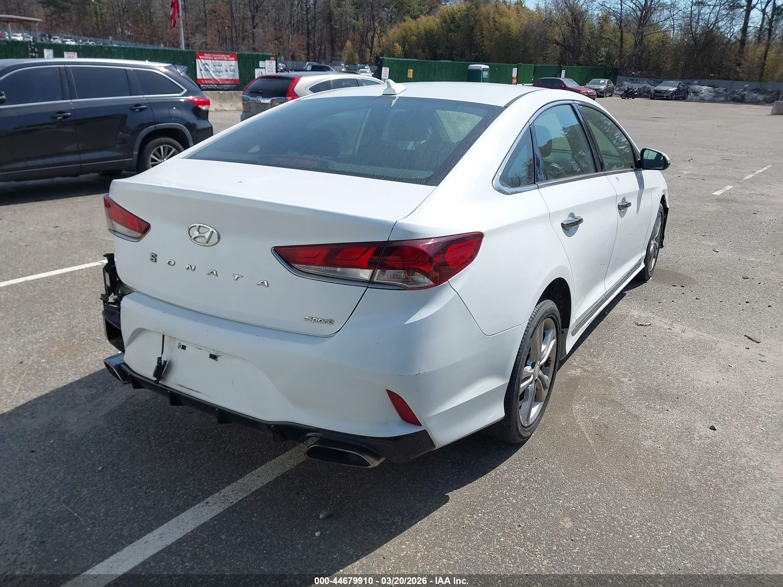 HYUNDAI SONATA image 4