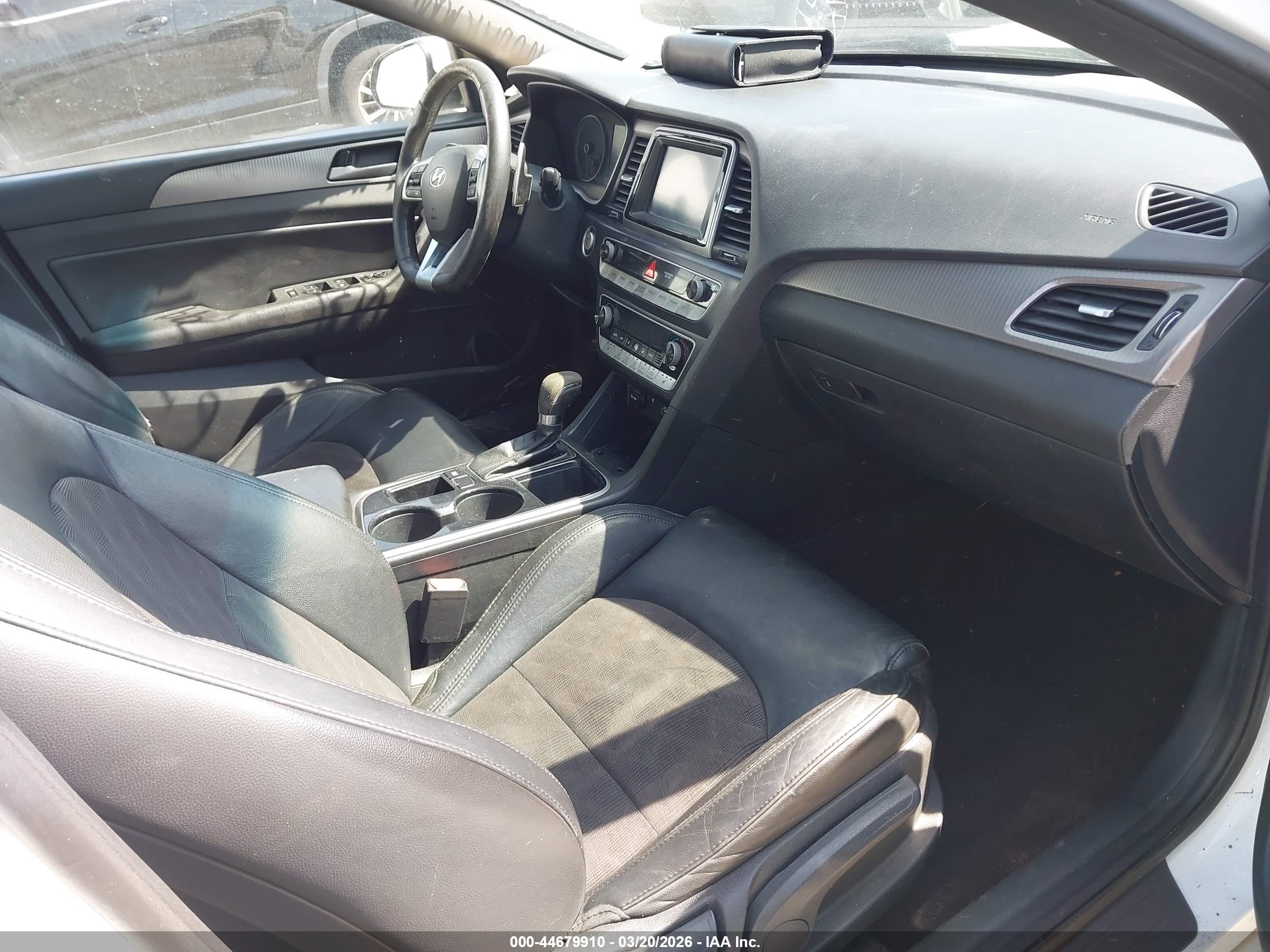HYUNDAI SONATA image 5