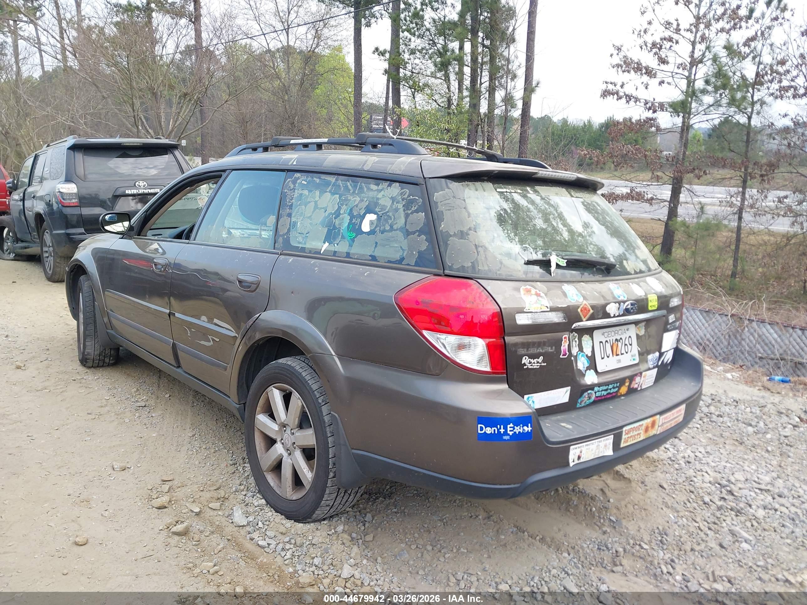 SUBARU OUTBACK image 3