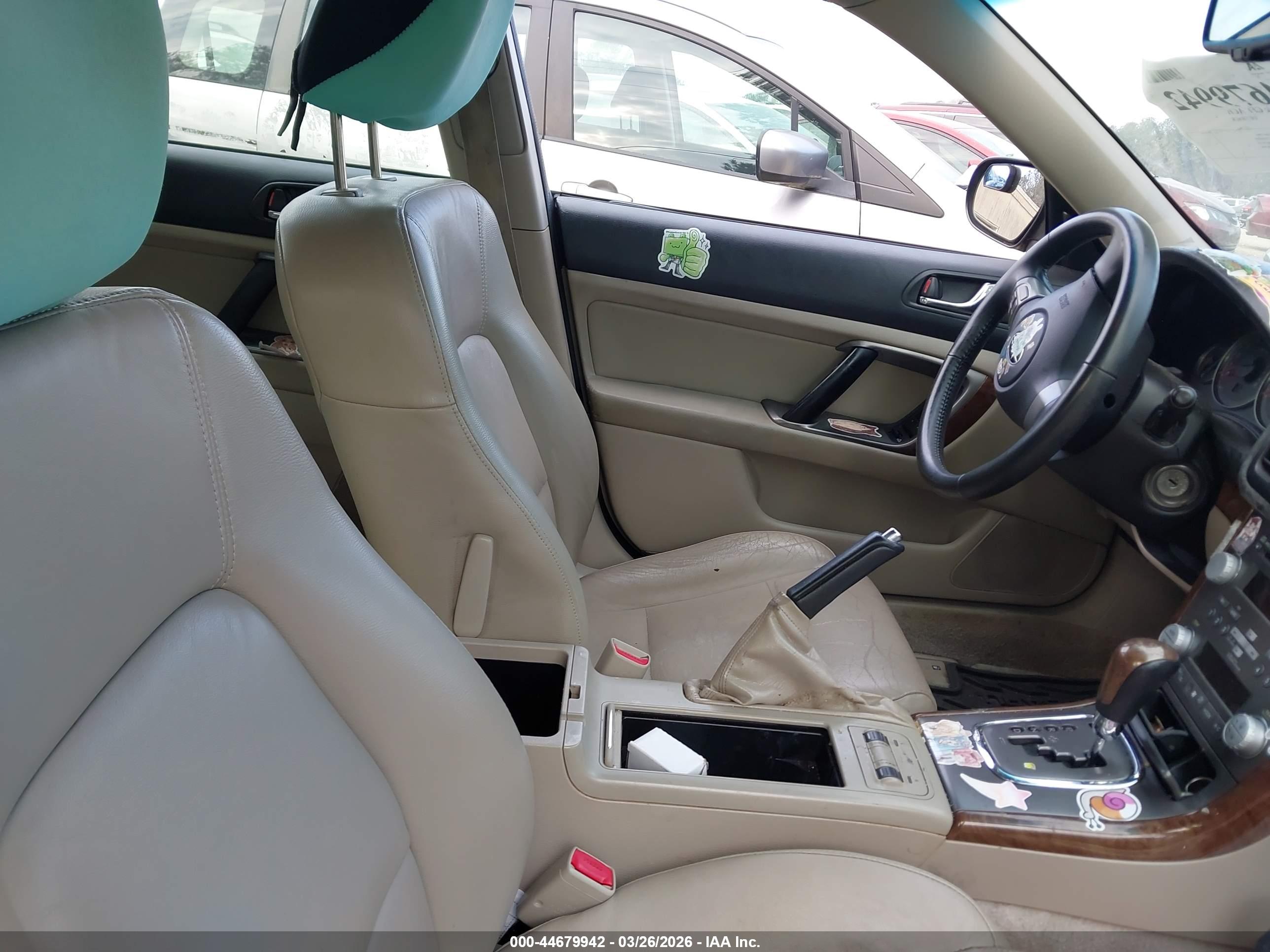 SUBARU OUTBACK image 5