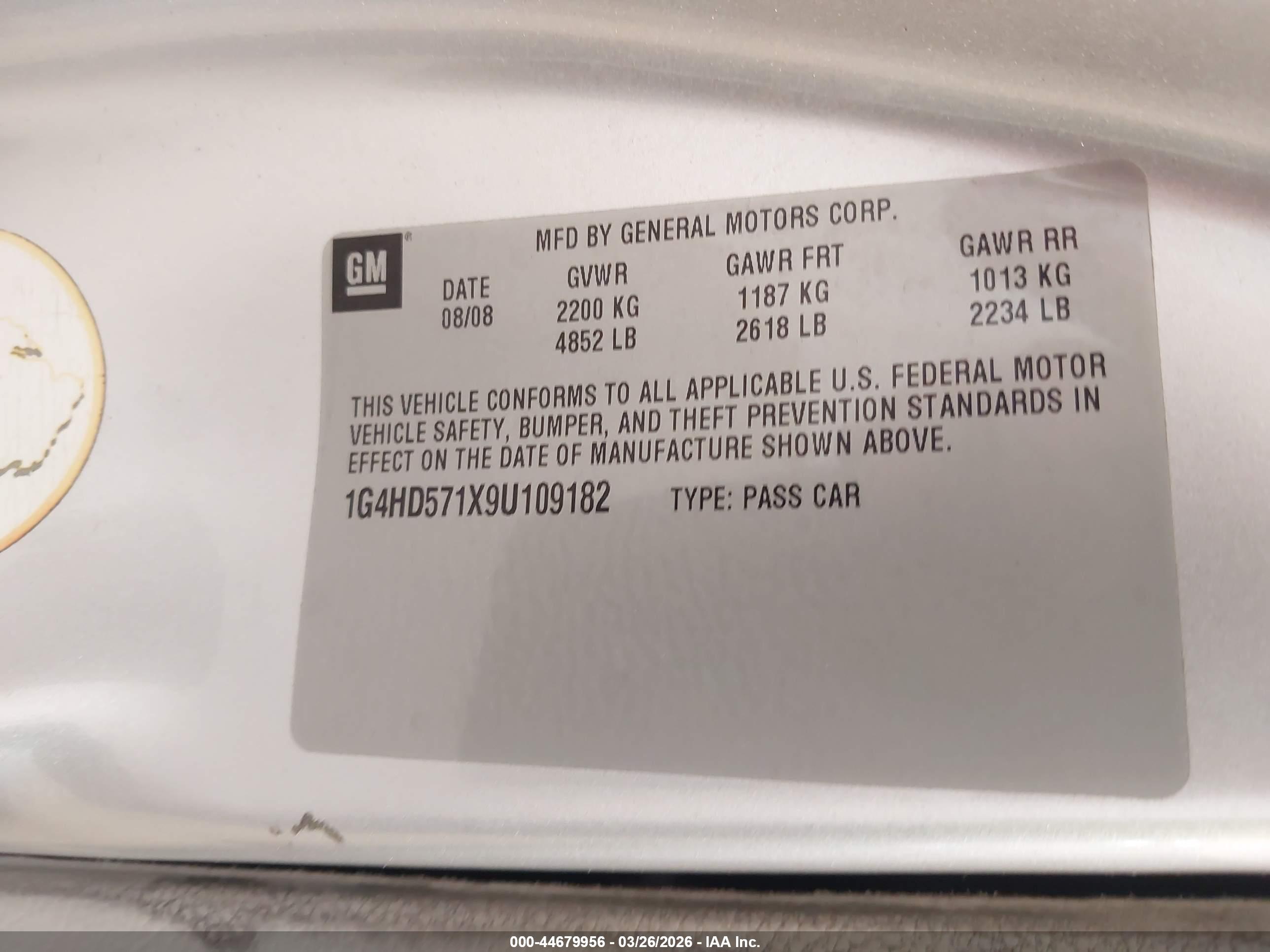 BUICK LUCERNE image 9