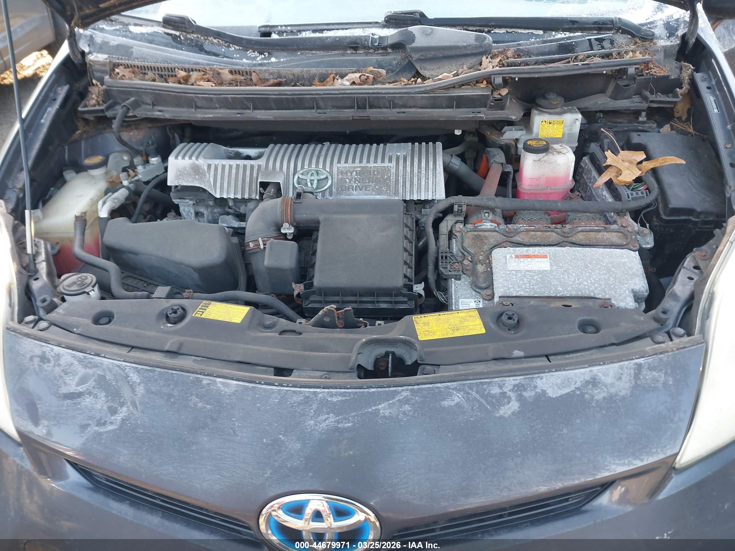 TOYOTA PRIUS image 10