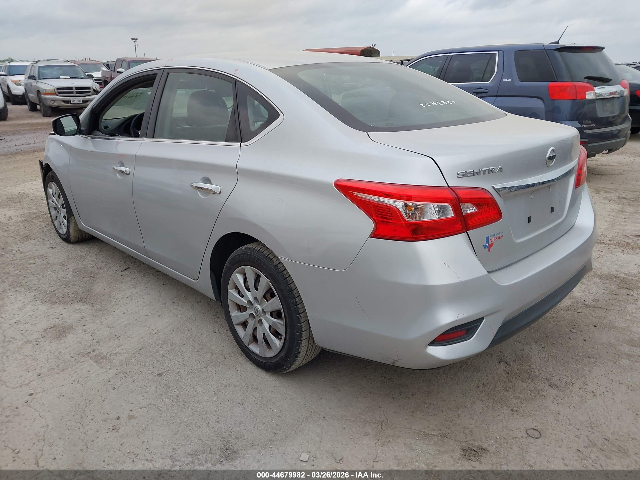 NISSAN SENTRA image 3
