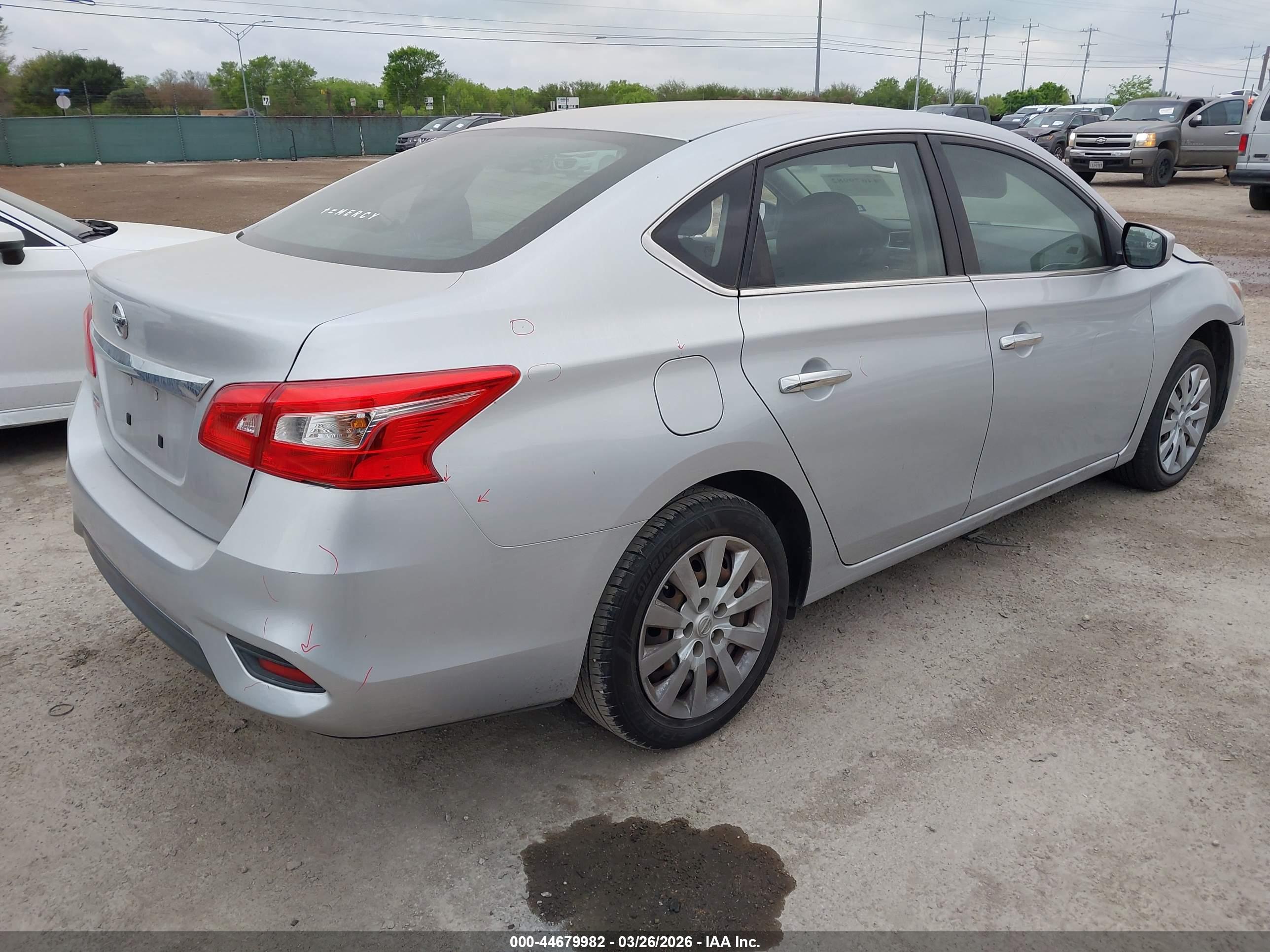 NISSAN SENTRA image 4
