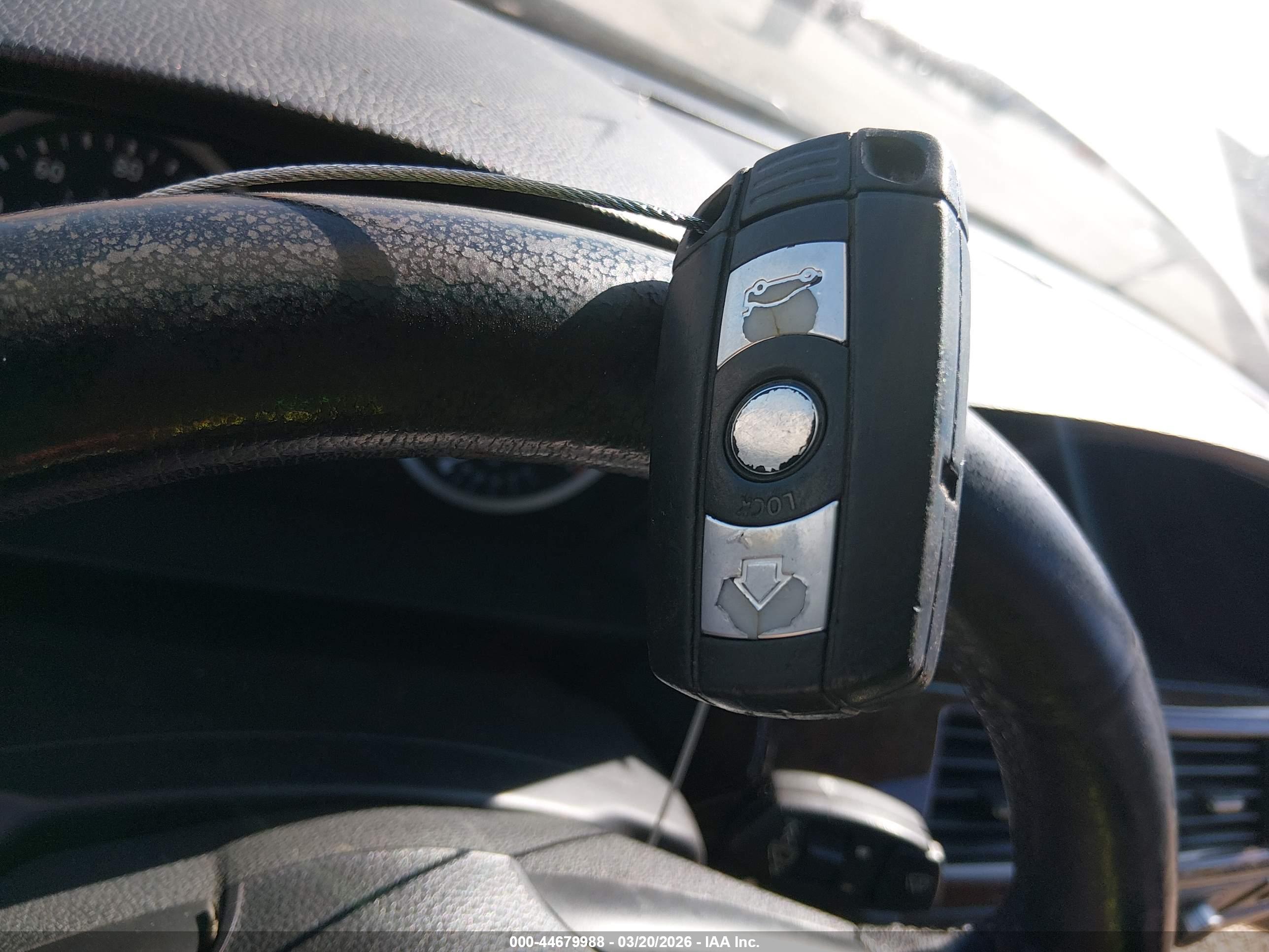 BMW 550I image 11