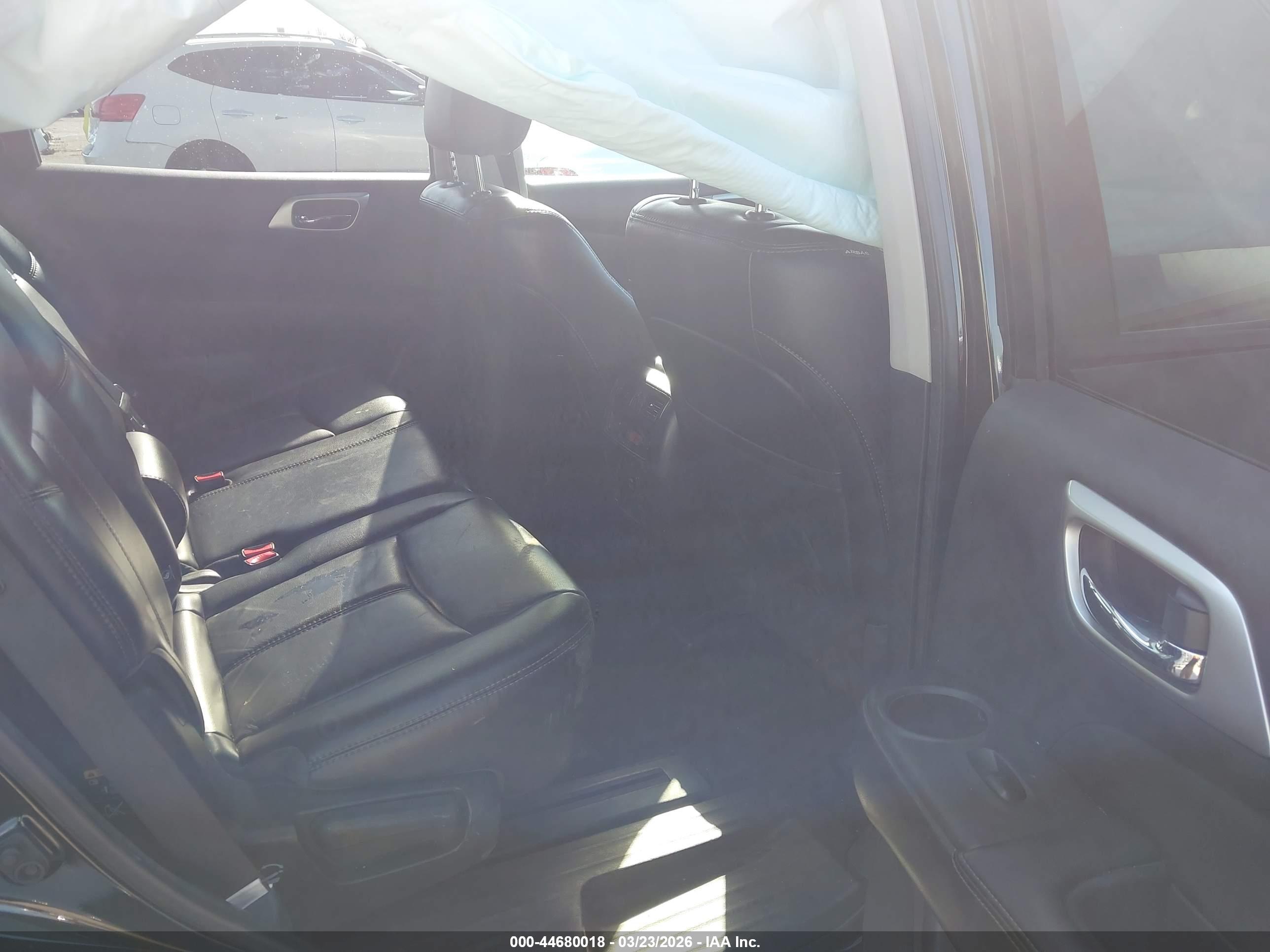 NISSAN PATHFINDER image 8