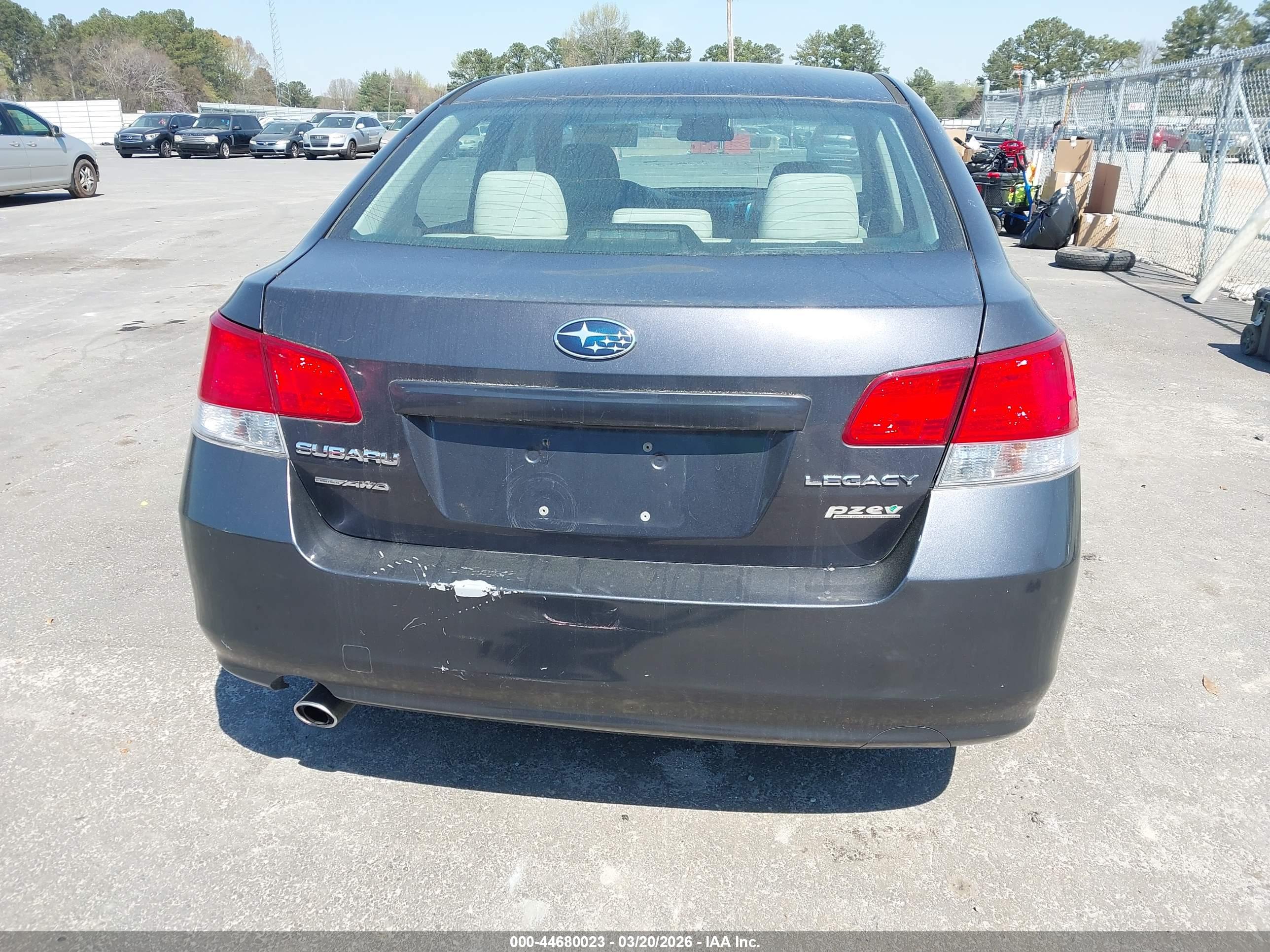 SUBARU LEGACY image 6
