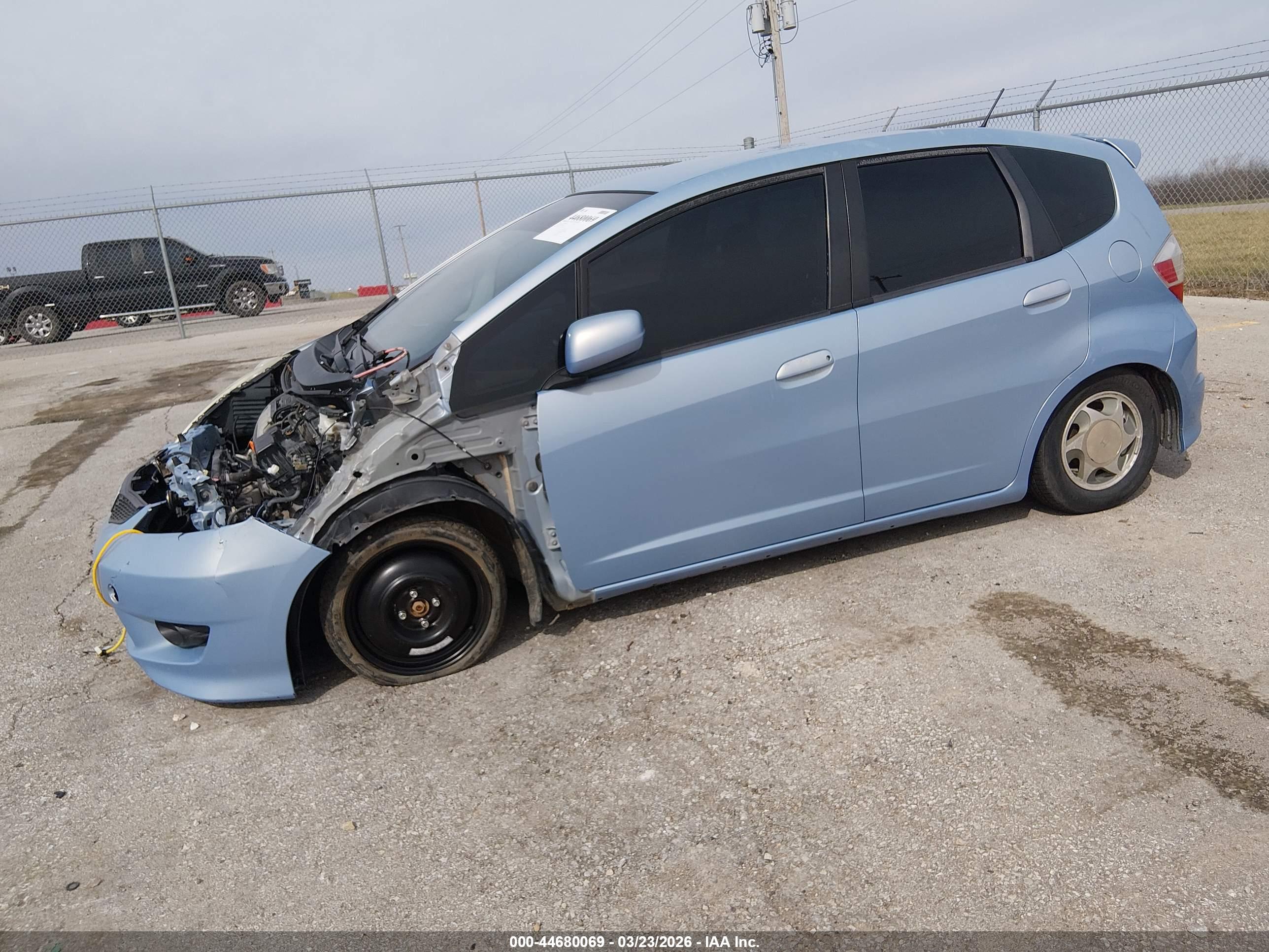 HONDA FIT image 2