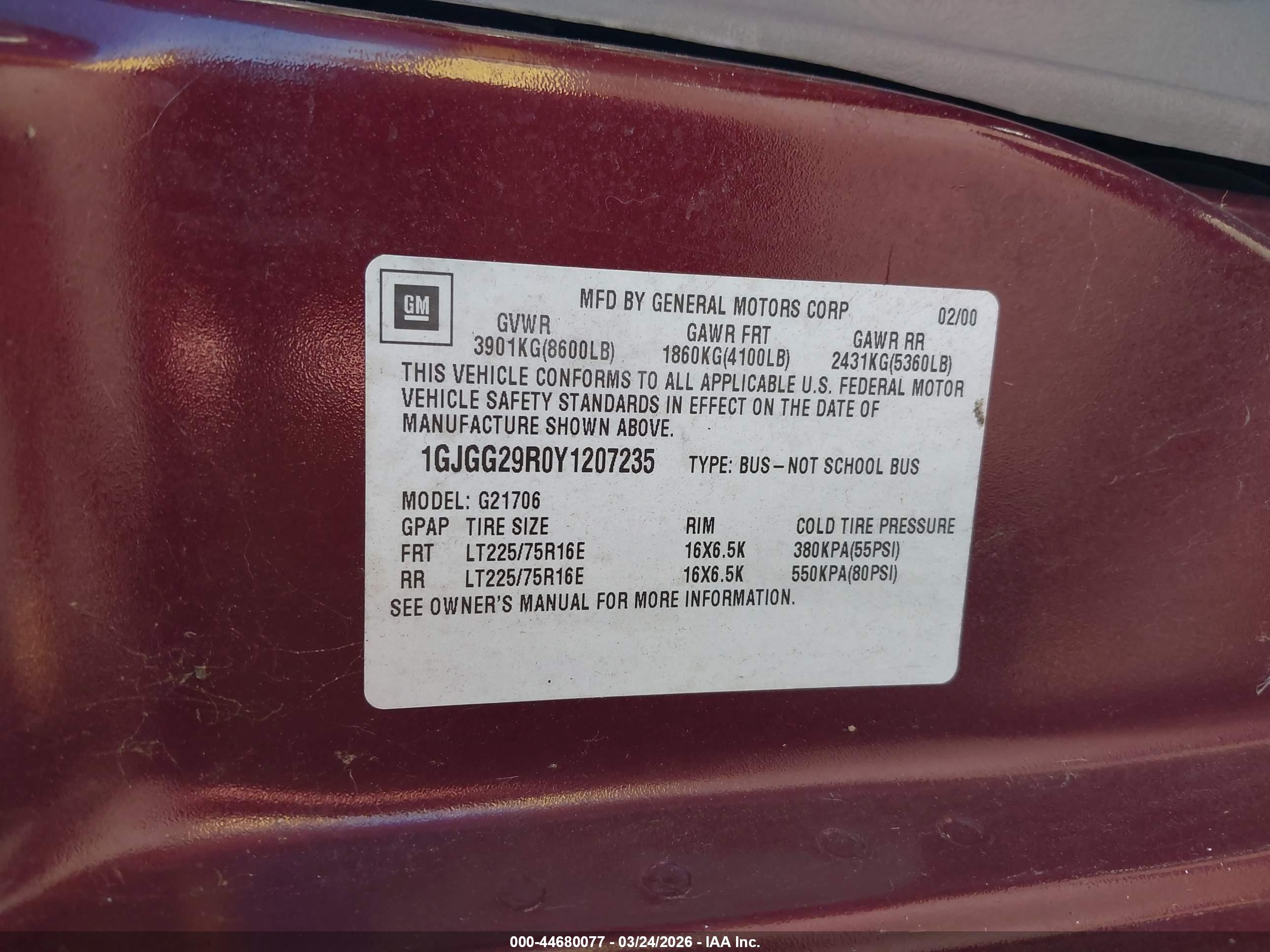 GMC SAVANA image 9