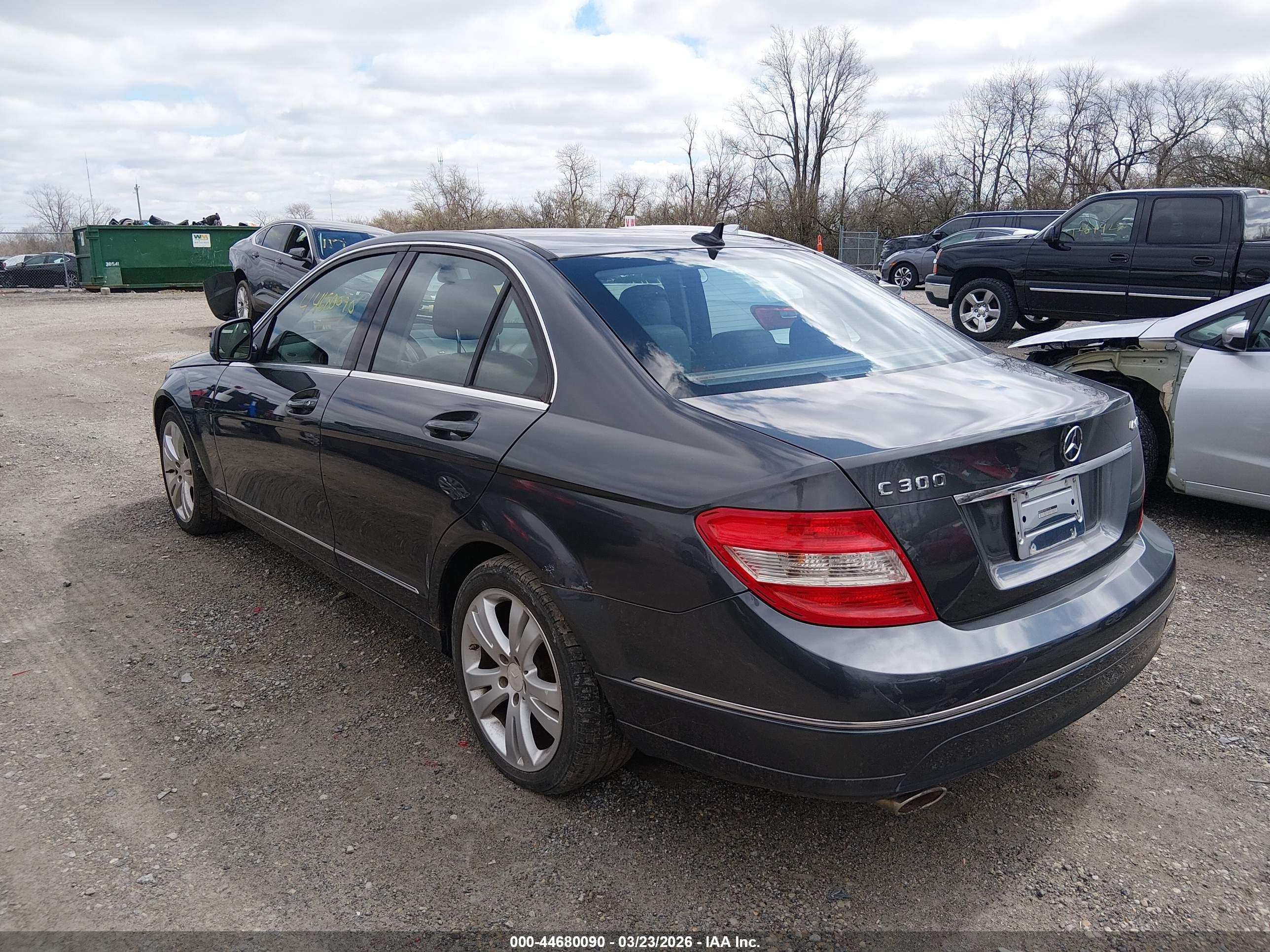MERCEDES-BENZ C image 3