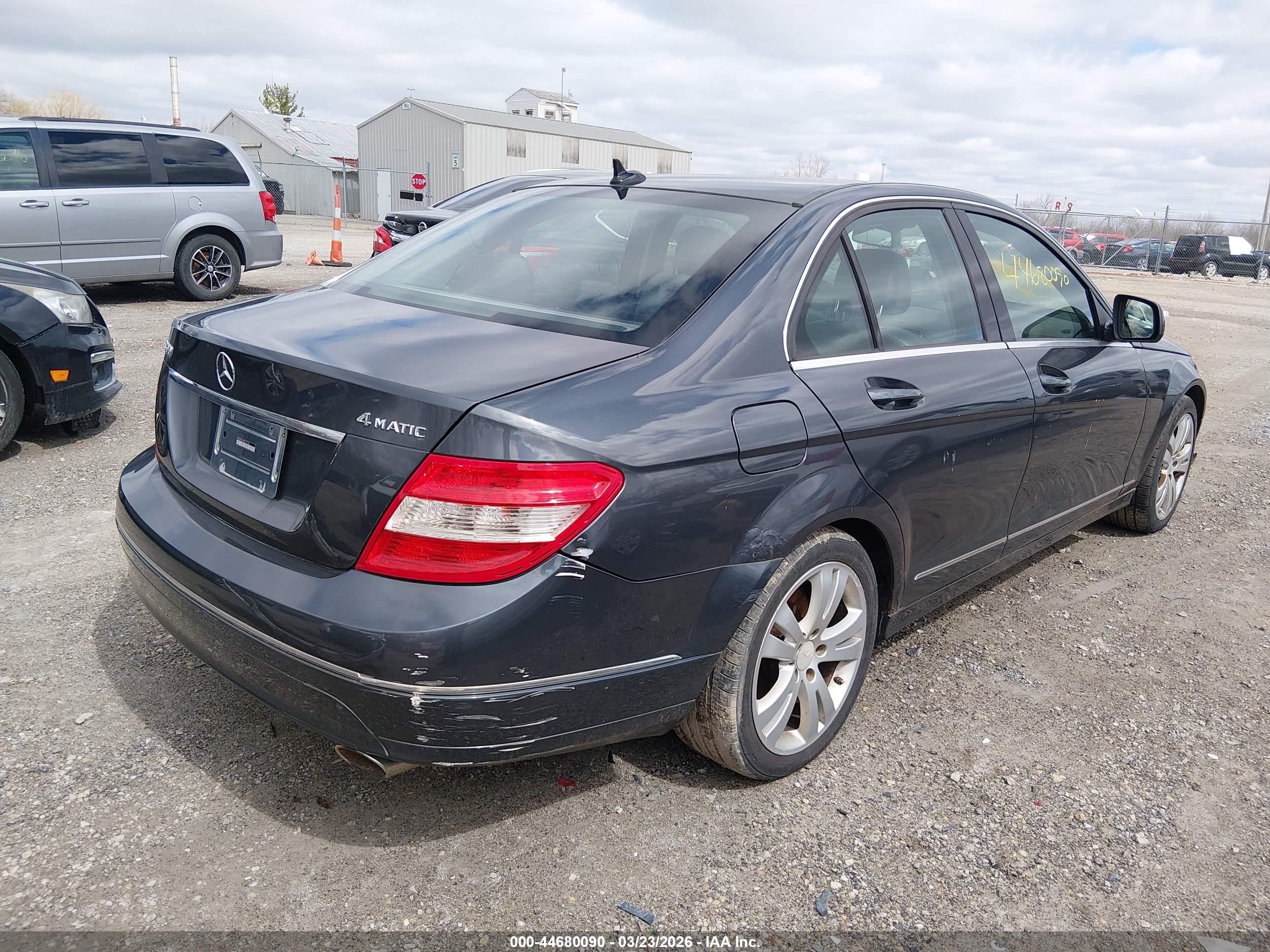 MERCEDES-BENZ C image 4