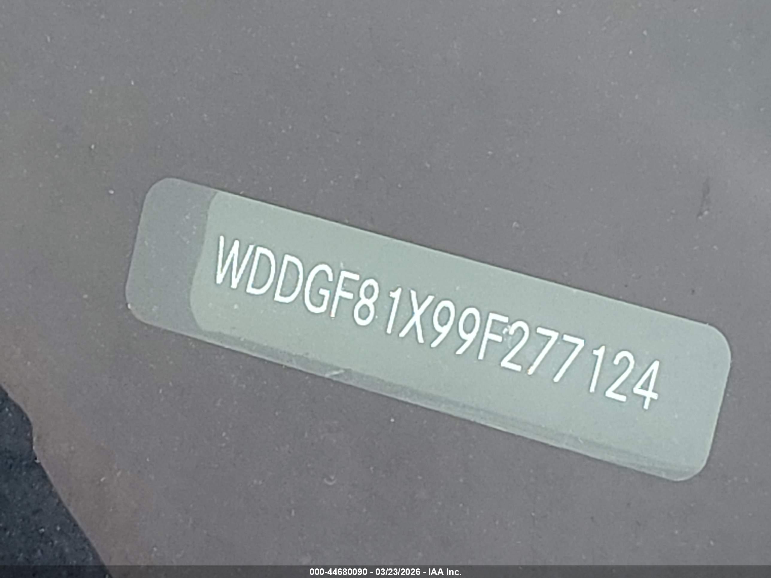 MERCEDES-BENZ C image 9