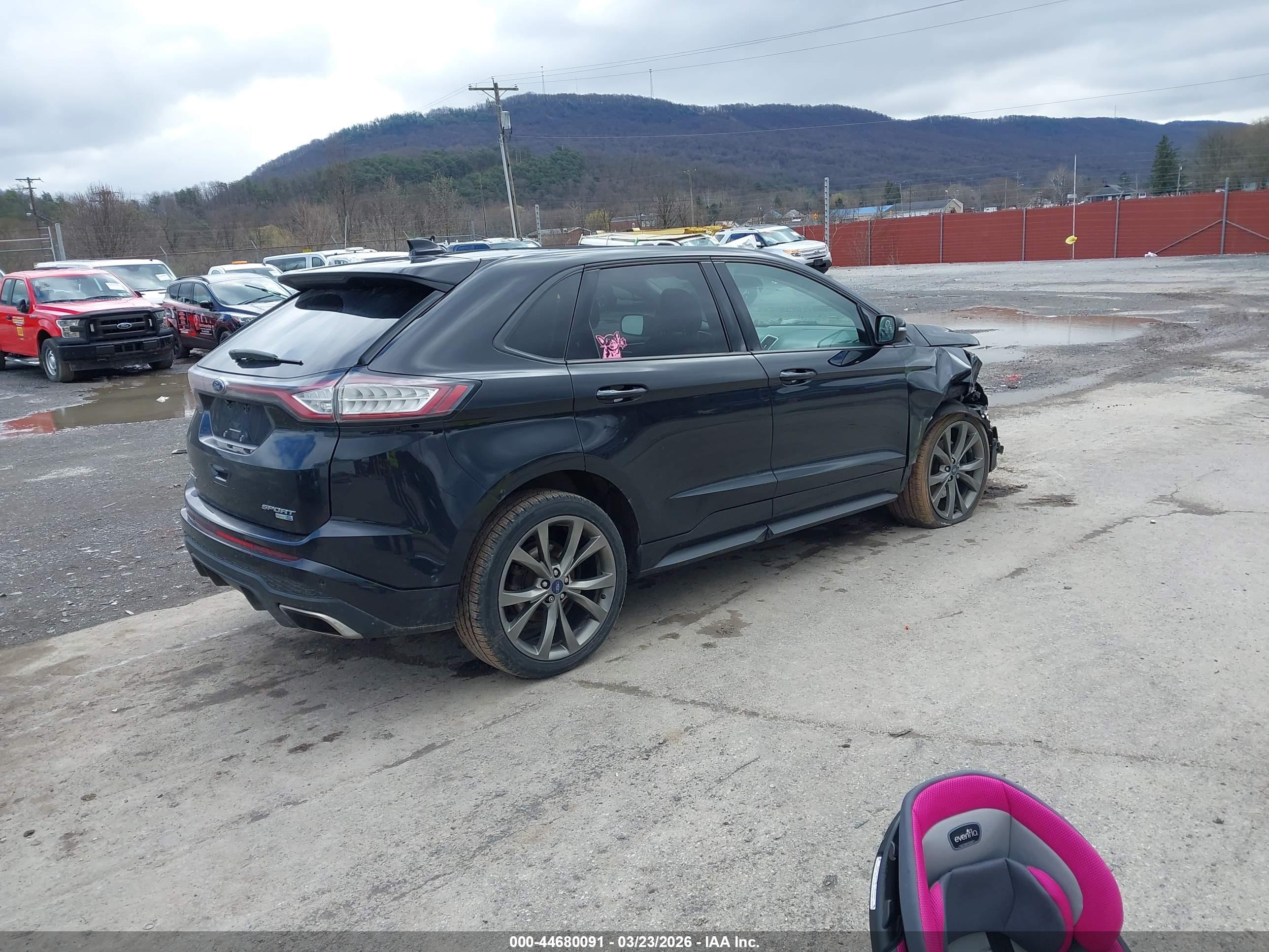 FORD EDGE image 4