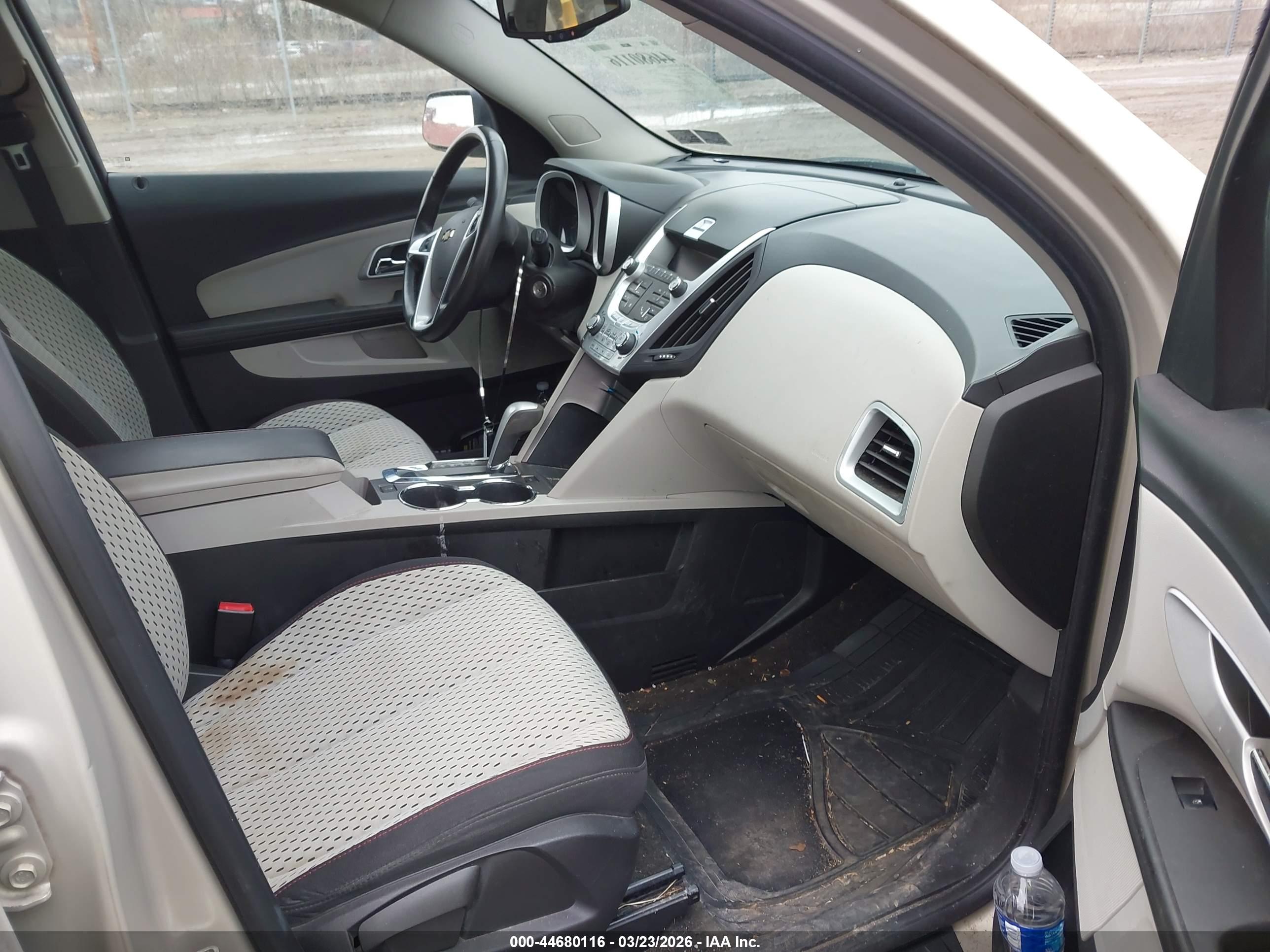 CHEVROLET EQUINOX image 5