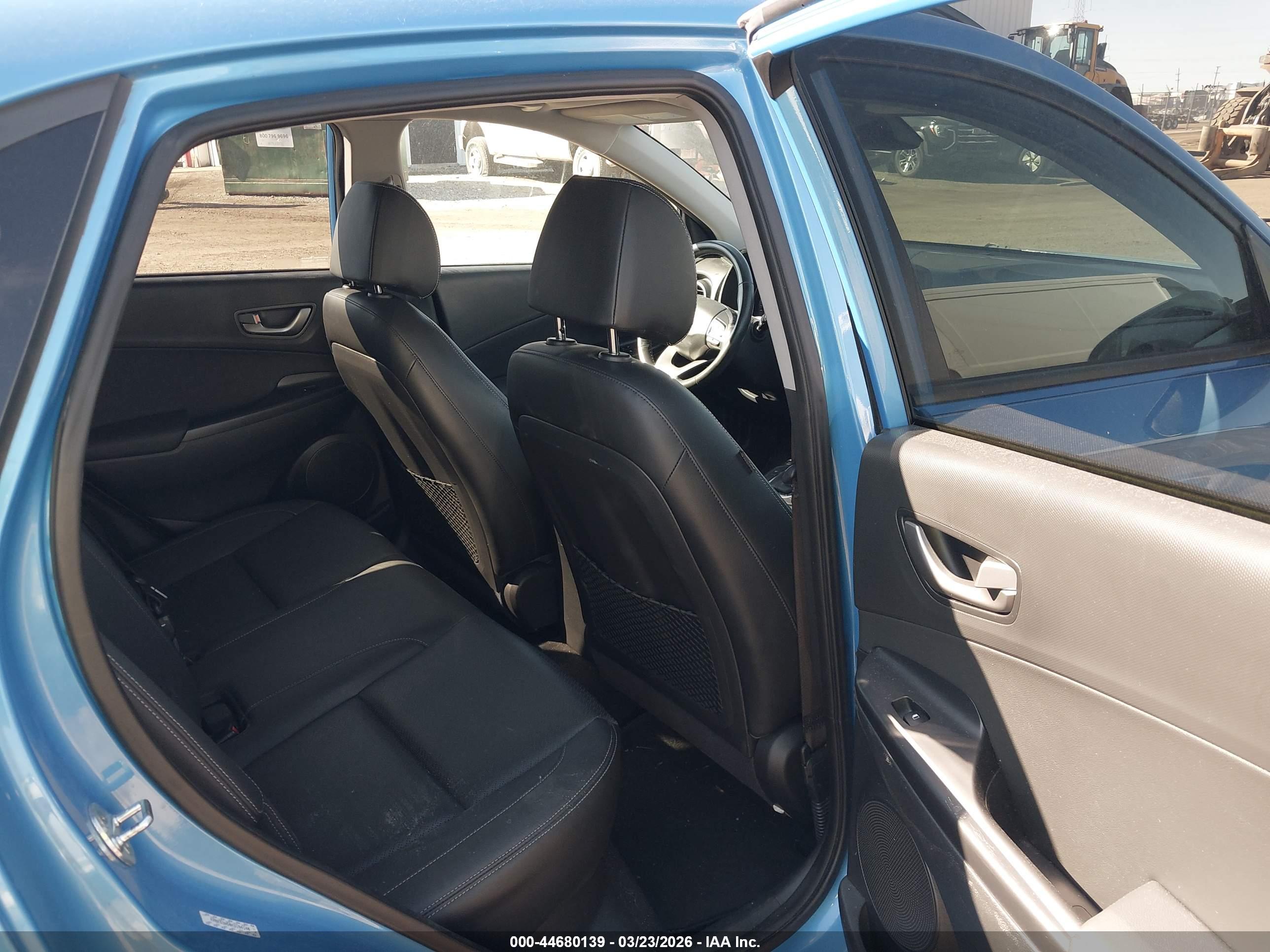 HYUNDAI KONA image 8