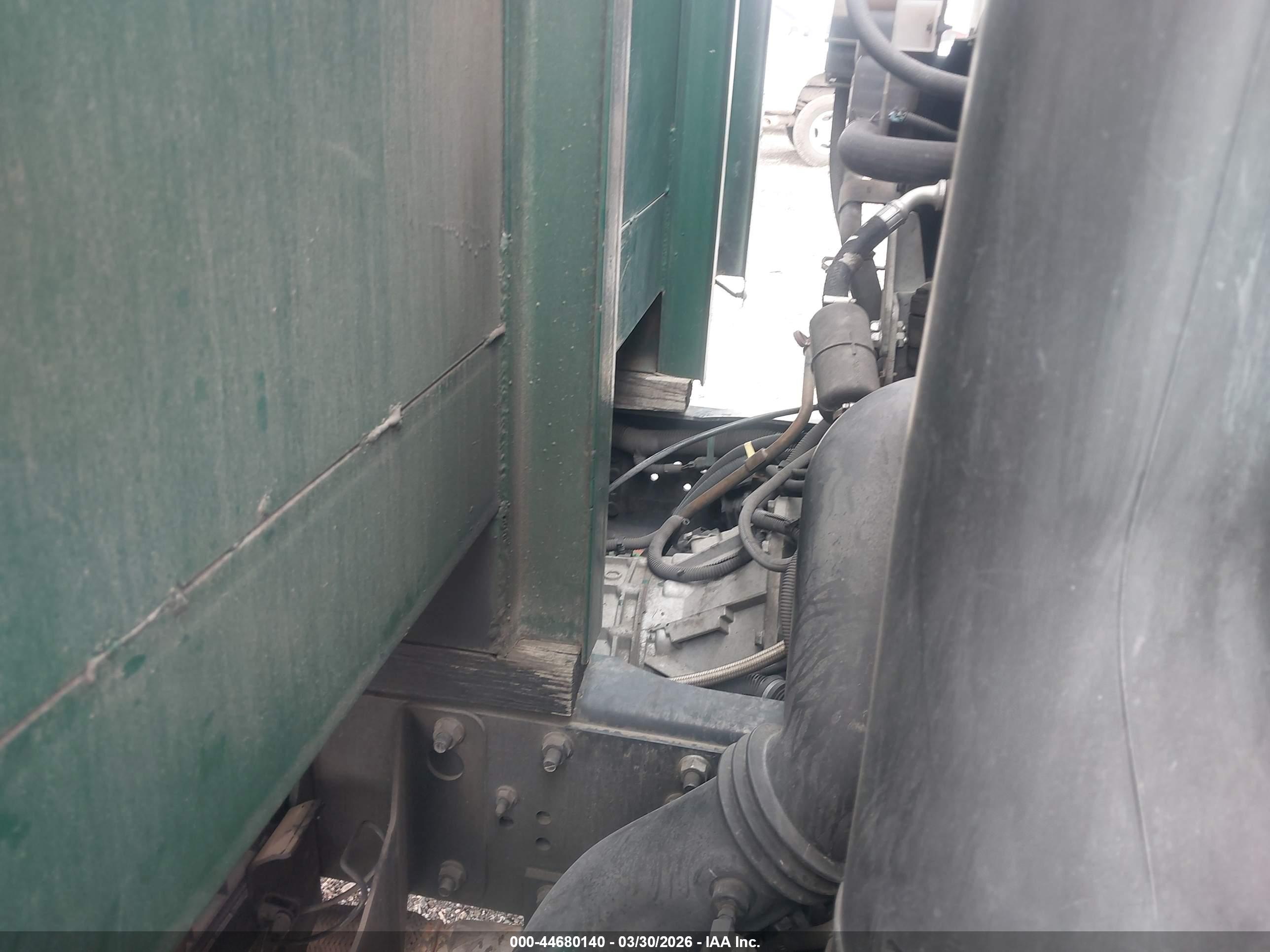 GMC T-SERIES image 10