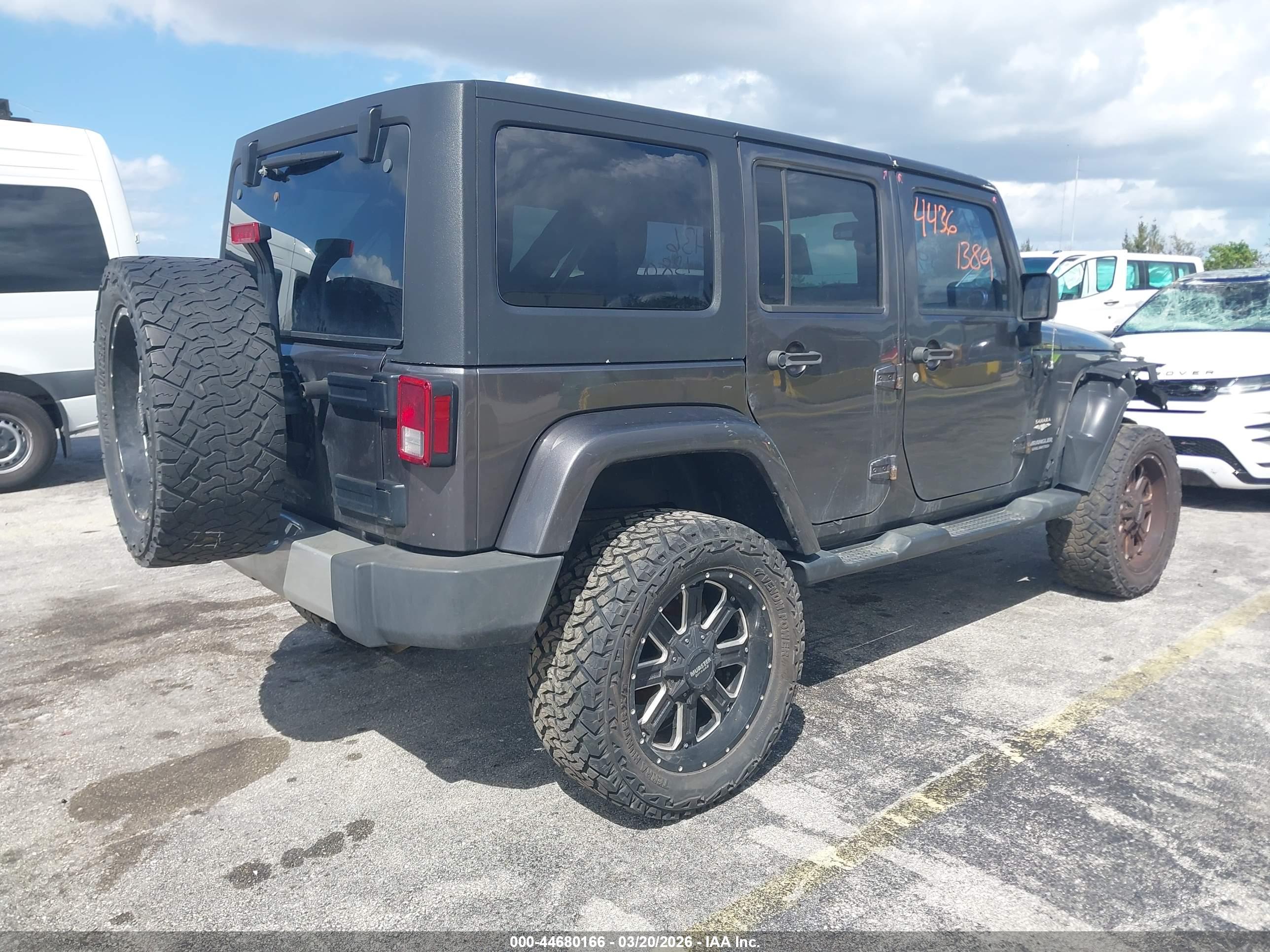 JEEP WRANGLER image 4