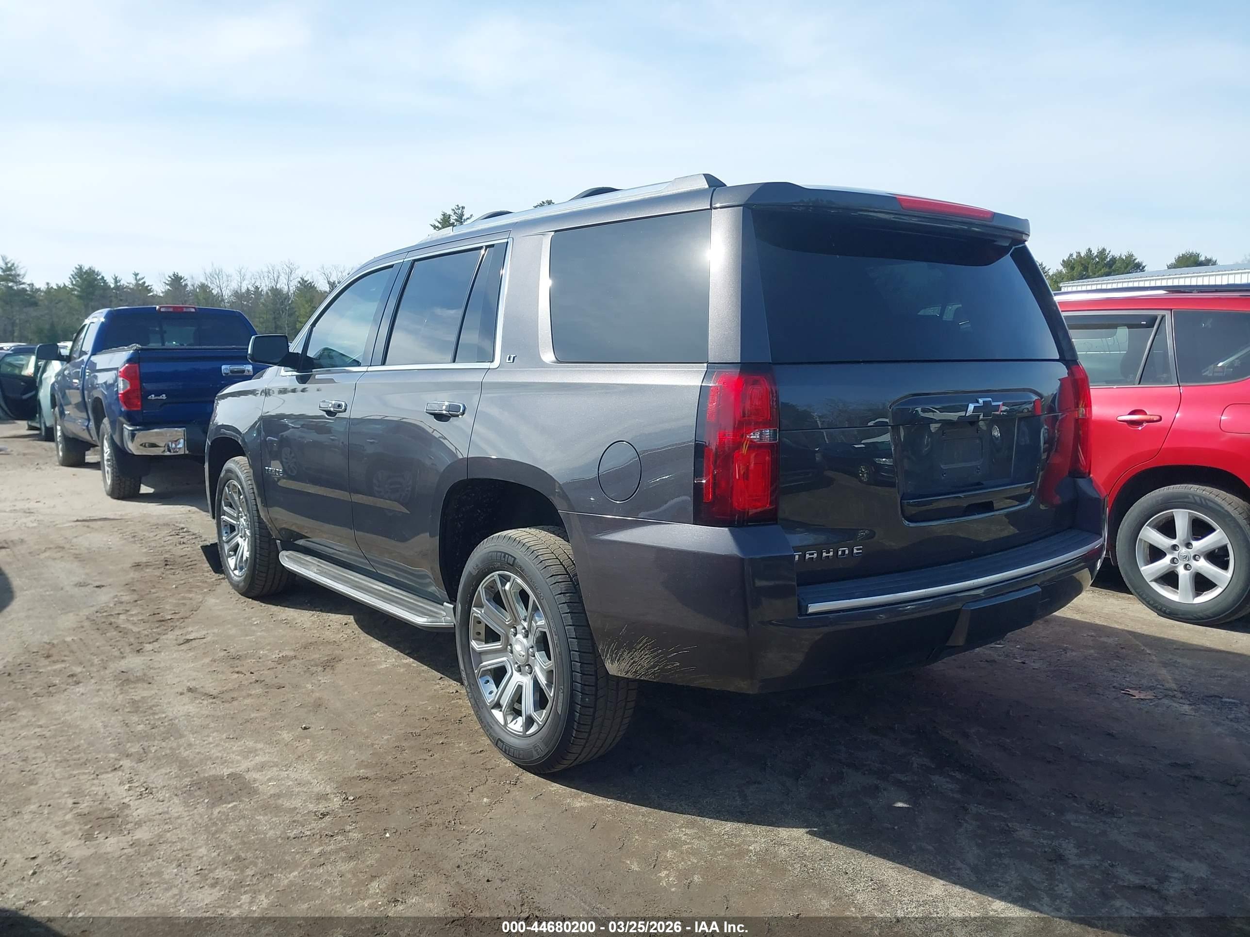 CHEVROLET TAHOE image 3