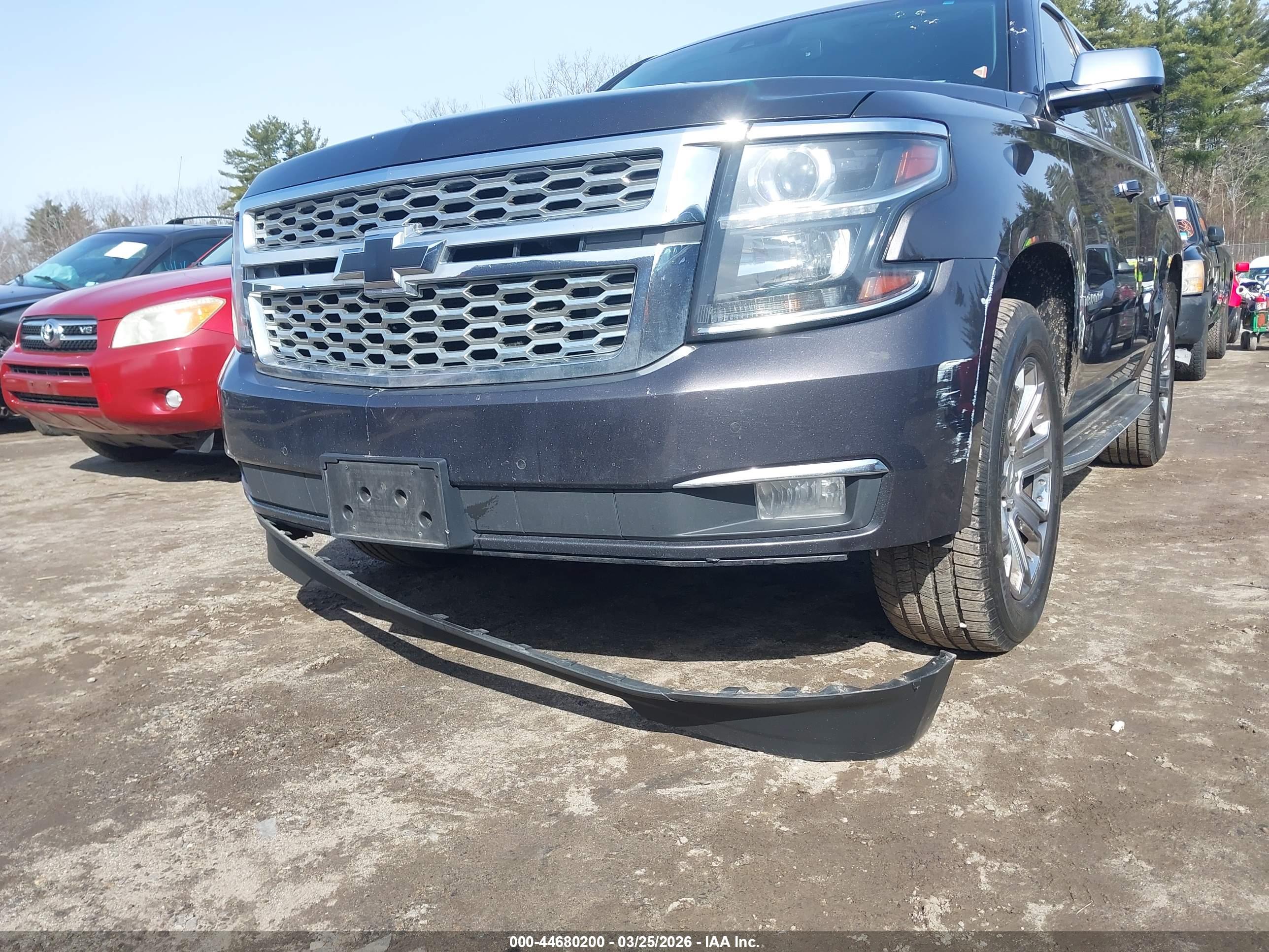 CHEVROLET TAHOE image 6