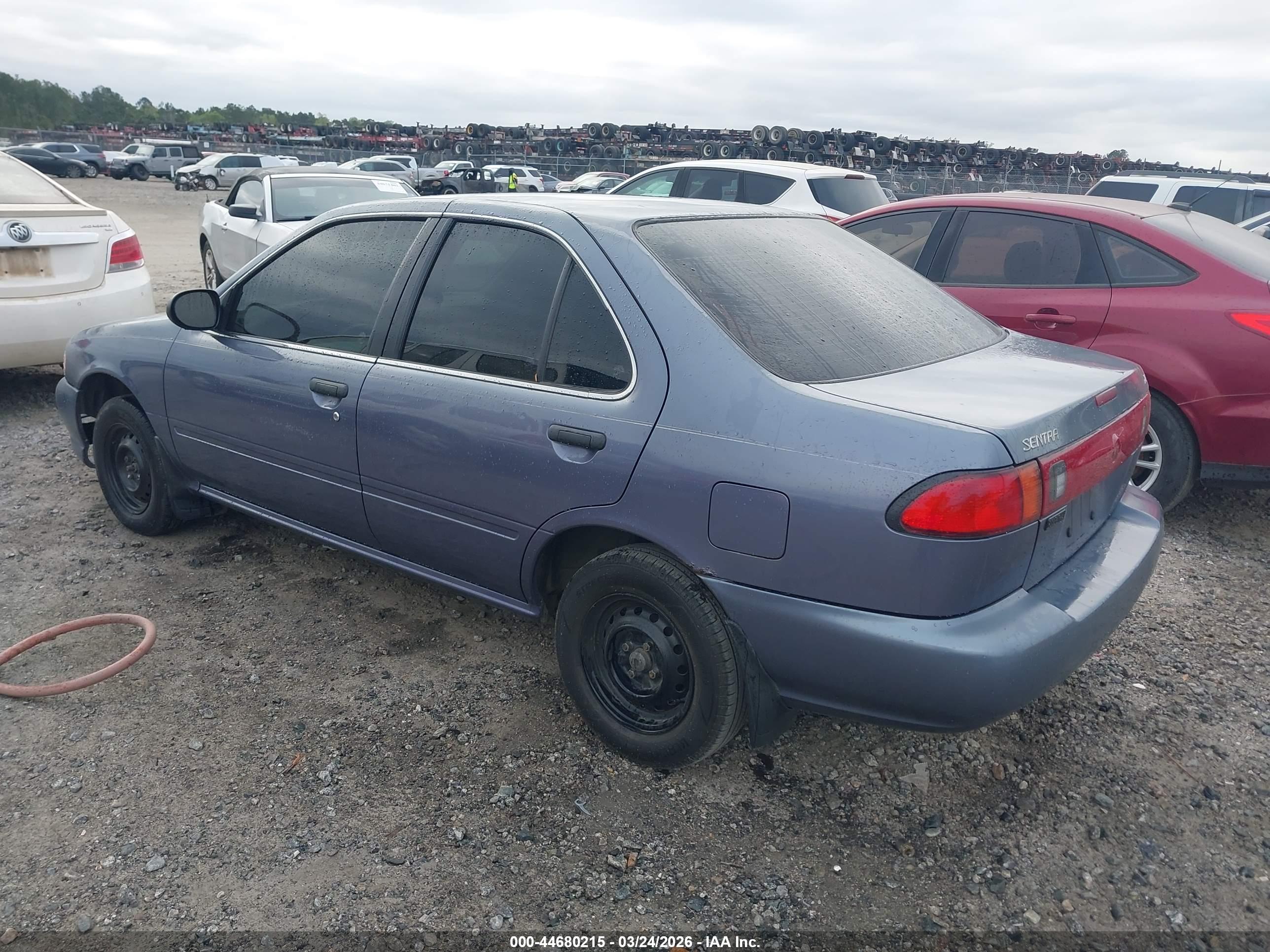 NISSAN SENTRA image 3