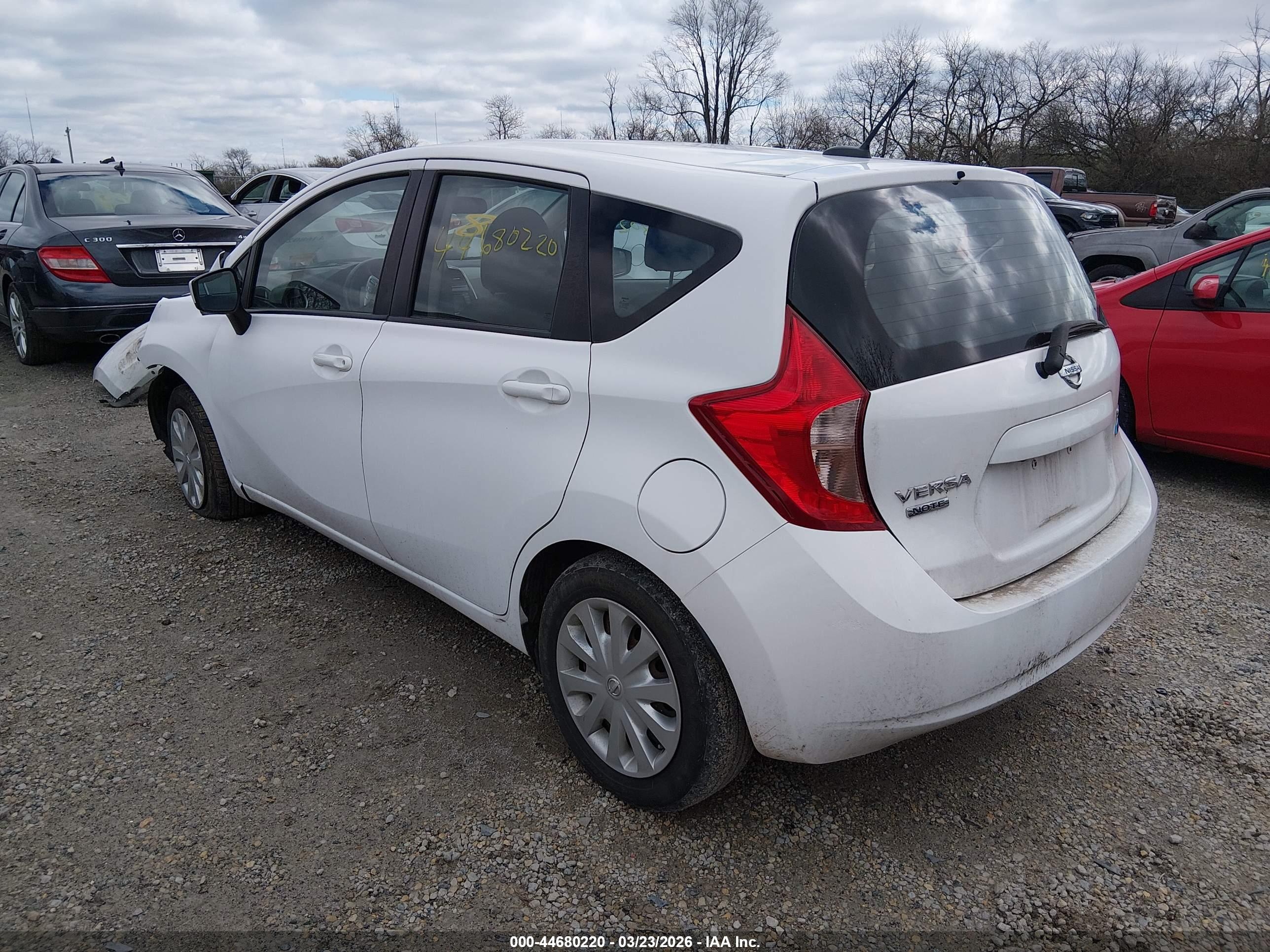NISSAN VERSA image 3